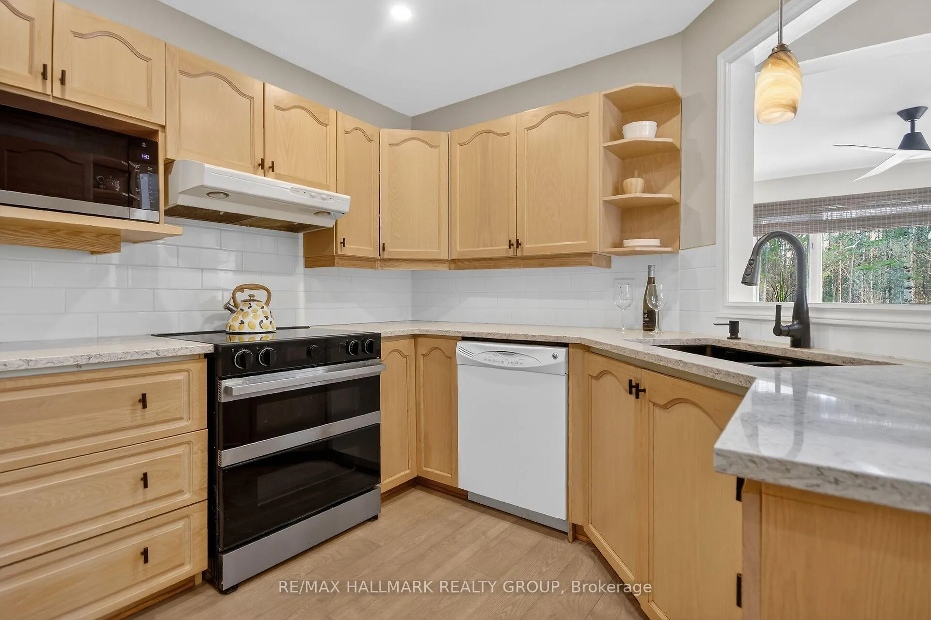 Photo 18 of 129 Mockingbird Lane, Beckwith, Beckwith Twp — HOMEH