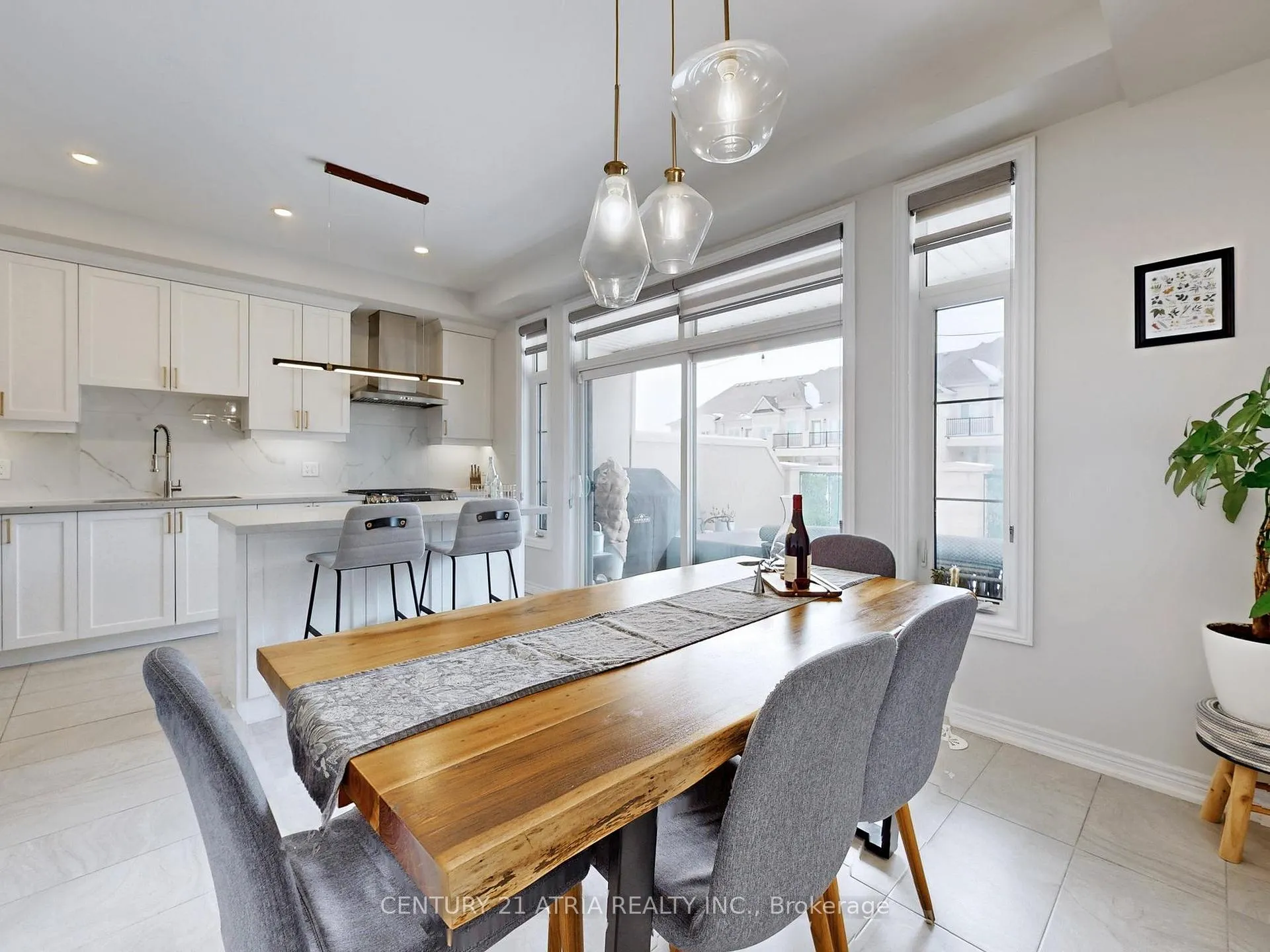 Photo 11 of 46 Campobello Street, Vaughan, Patterson — HOMEH