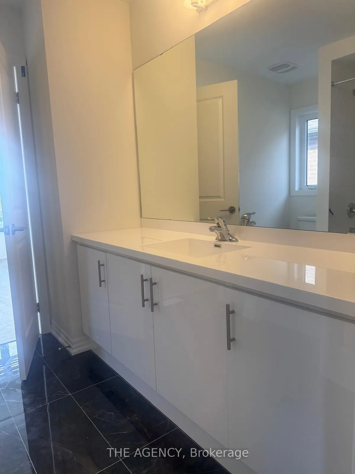 Photo 22 of 2411 Laurelview Street, Oshawa, Kedron — HOMEH