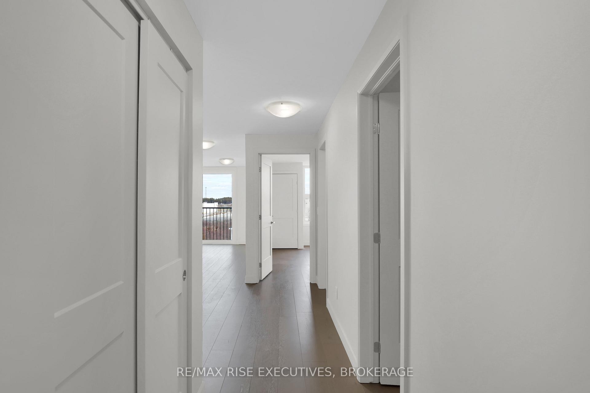 Photo 4 of Unit 402, 1080 Terra Verde Way, Kingston, City Northwest — HOMEH
