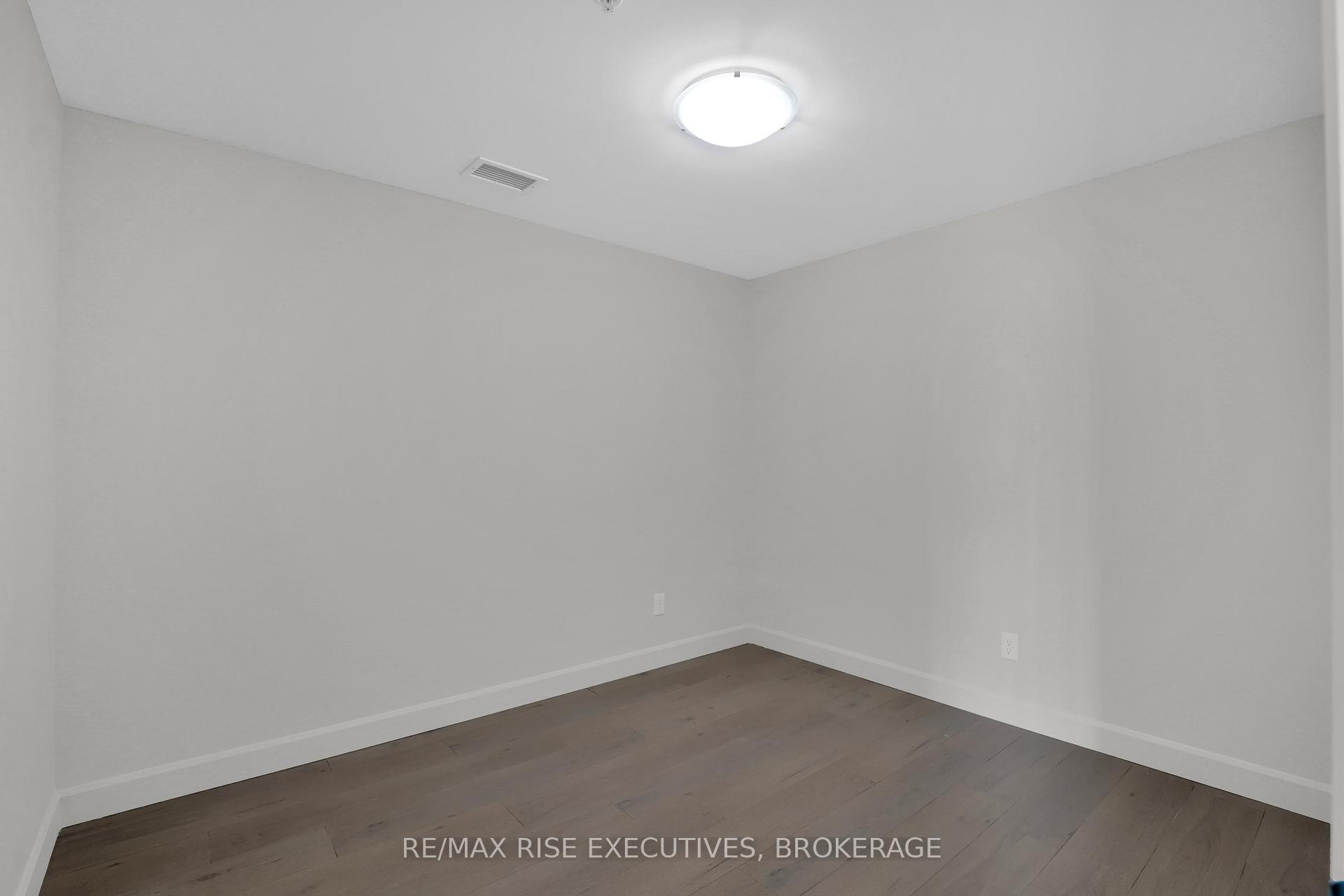 Photo 5 of Unit 402, 1080 Terra Verde Way, Kingston, City Northwest — HOMEH