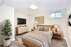Photo 2 of Unit 2, 25 Endfield Avenue, Hamilton, Huntington — HOMEH