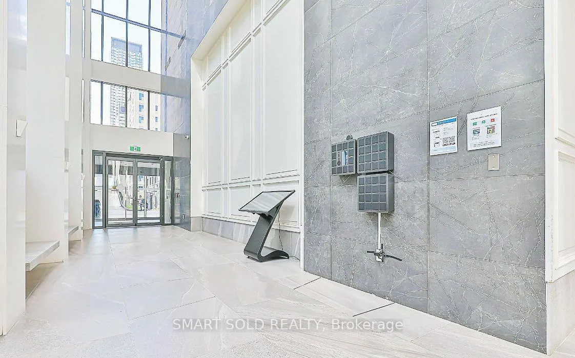 Photo 4 of Unit 2606, 3 Gloucester Street, Toronto, Church-Yonge Corridor — HOMEH