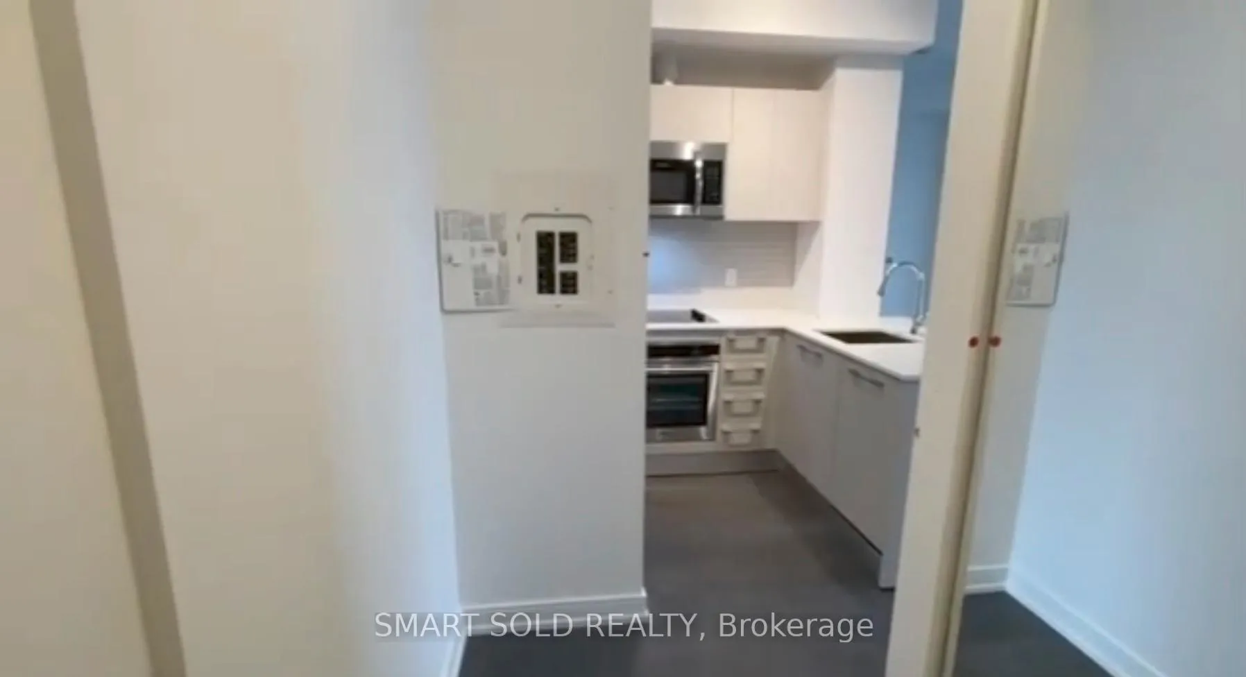 Photo 5 of Unit 2606, 3 Gloucester Street, Toronto, Church-Yonge Corridor — HOMEH