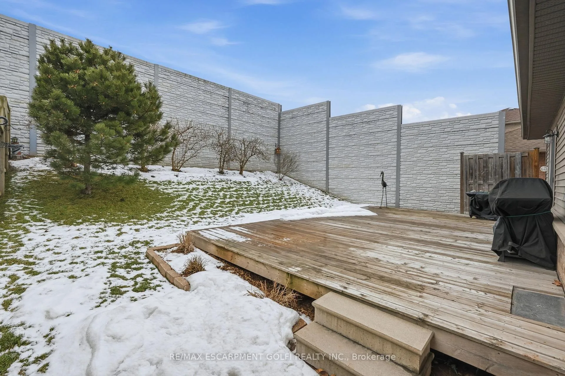 Photo 25 of 76 Lorne Avenue, Grimsby, Grimsby Beach — HOMEH