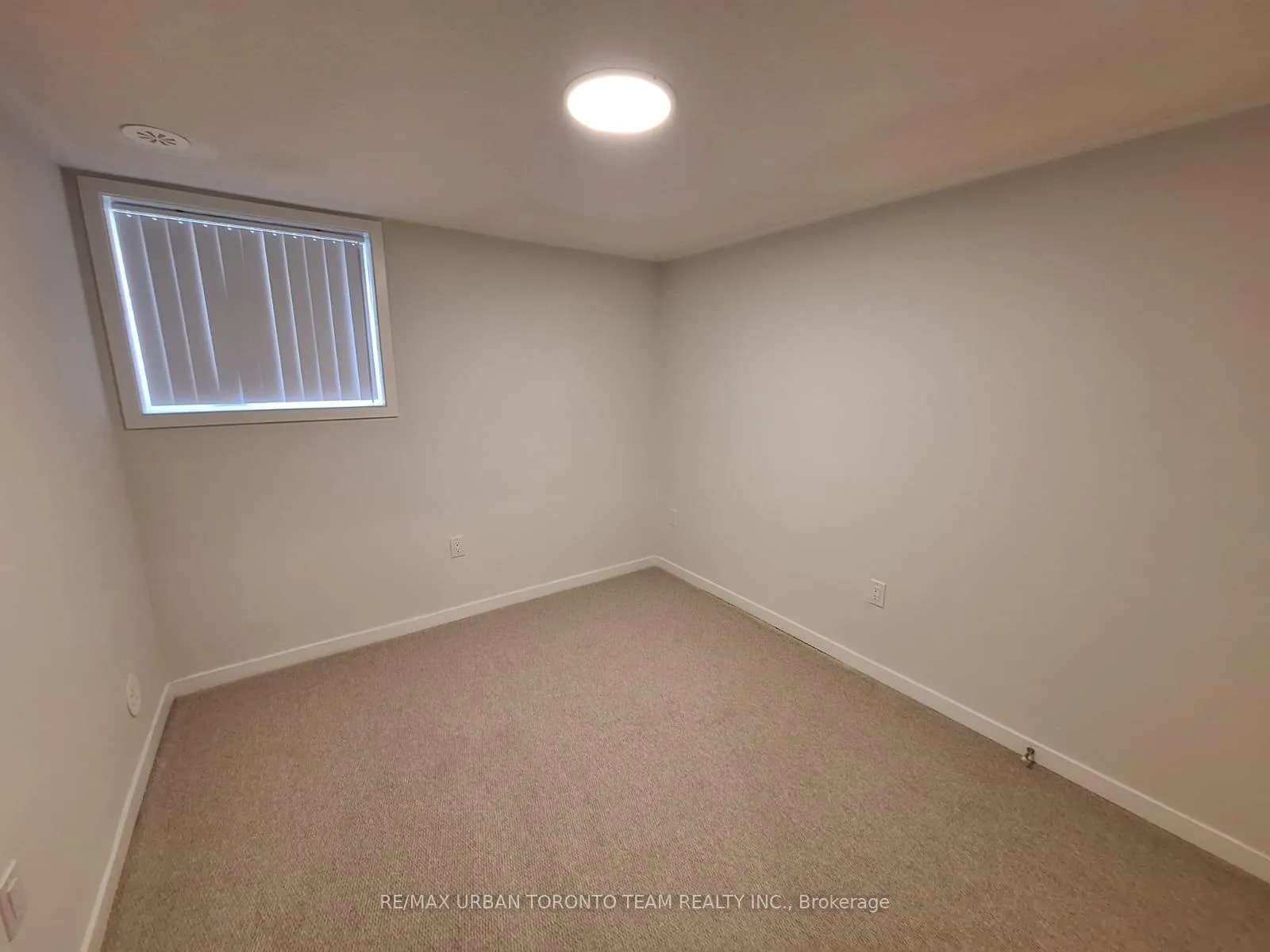 Photo 14 of Unit 308, 130 Honeycrisp Crescent, Vaughan, Vaughan Corporate Centre — HOMEH