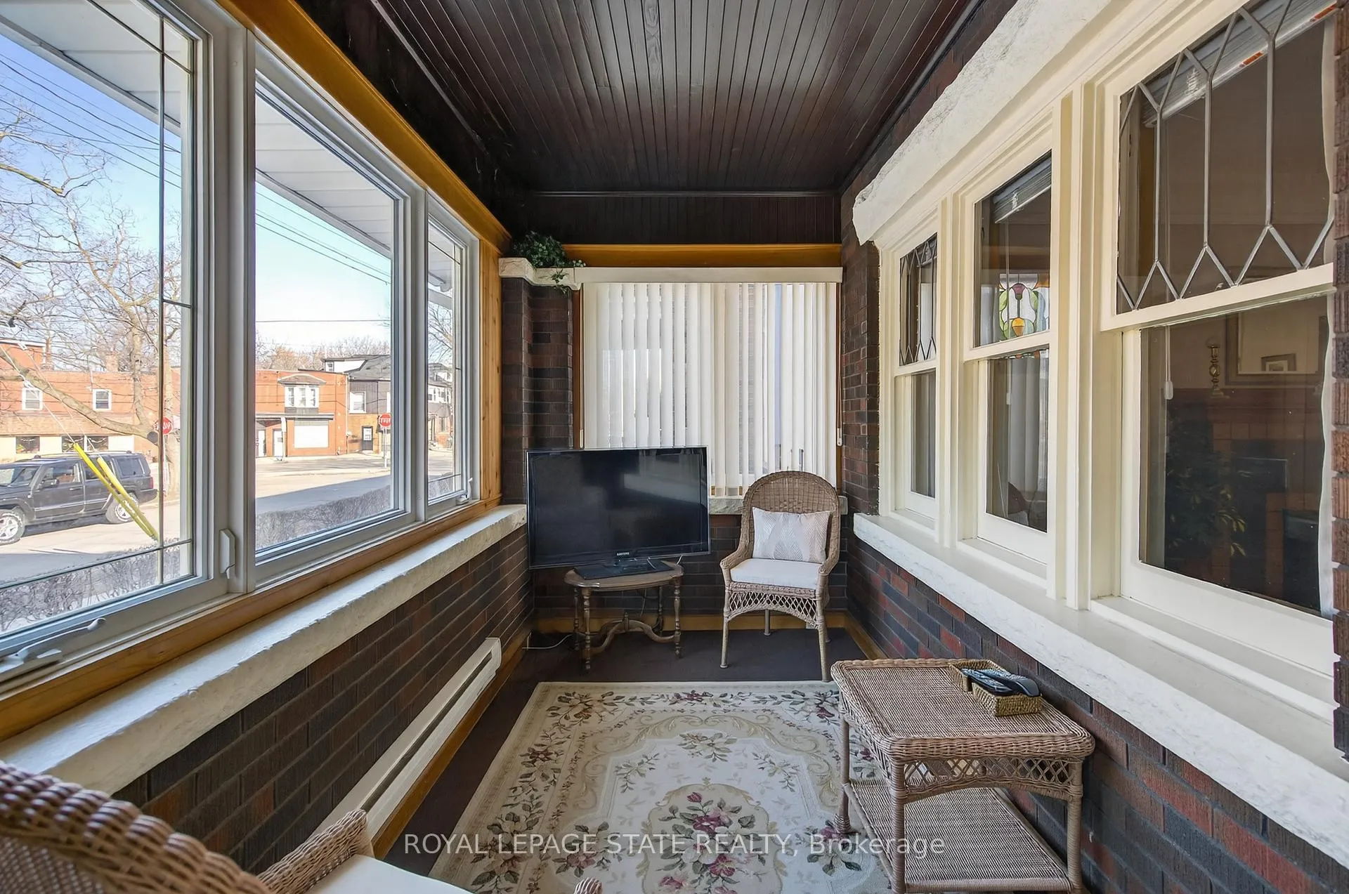 Photo 8 of 436 Maple Avenue, Hamilton, Delta — HOMEH