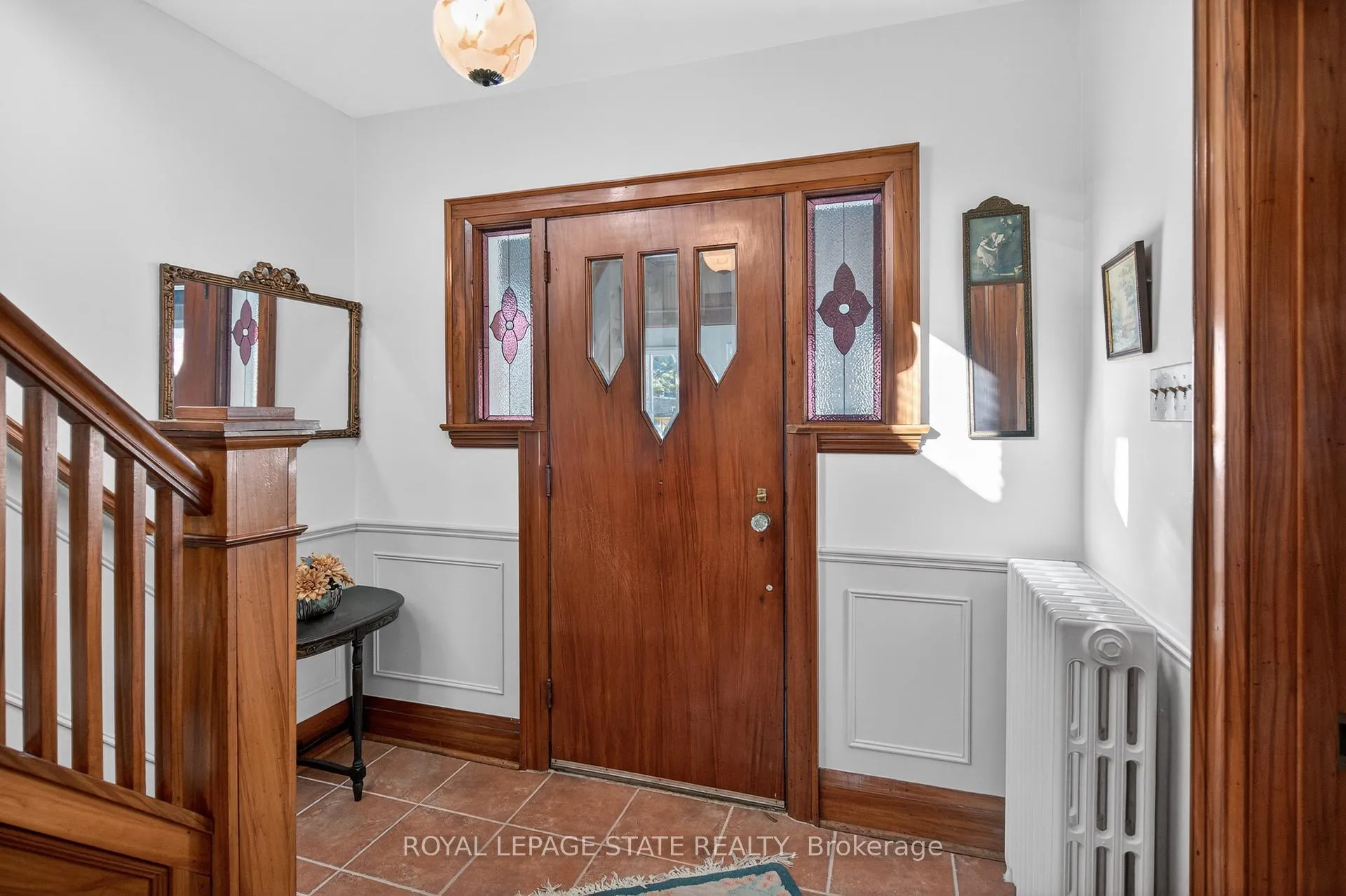 Photo 10 of 436 Maple Avenue, Hamilton, Delta — HOMEH
