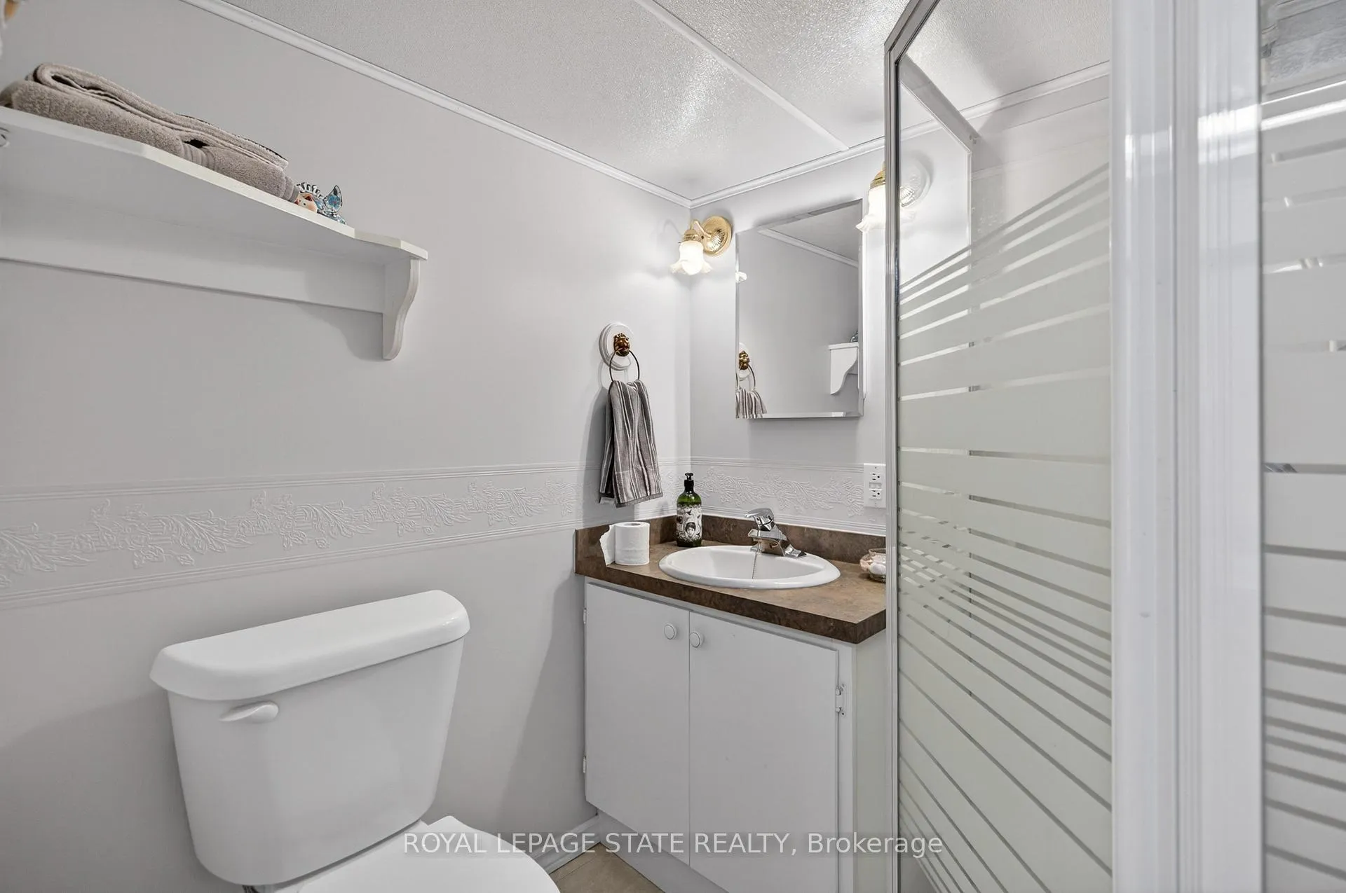 Photo 38 of 436 Maple Avenue, Hamilton, Delta — HOMEH