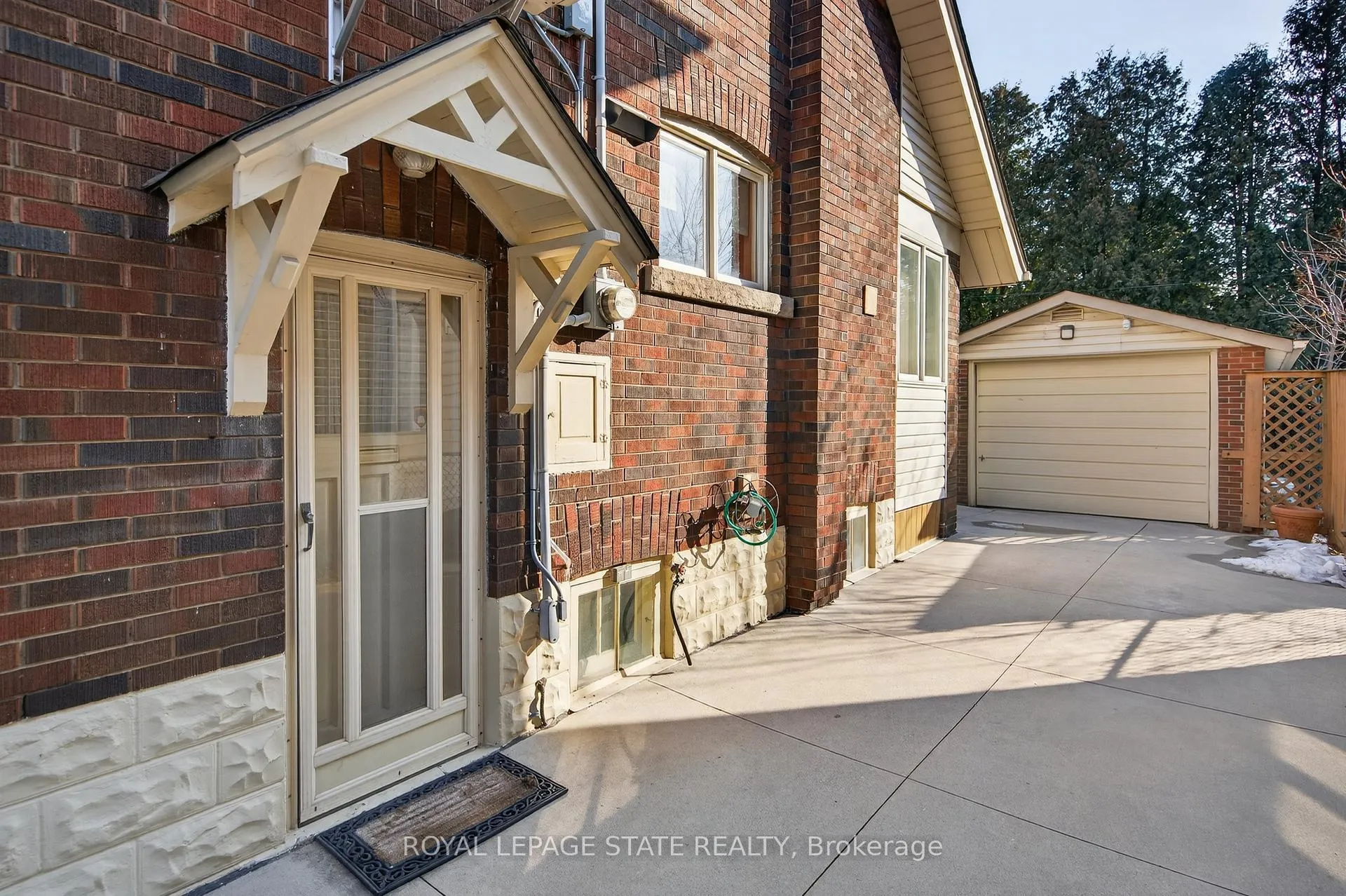 Photo 40 of 436 Maple Avenue, Hamilton, Delta — HOMEH