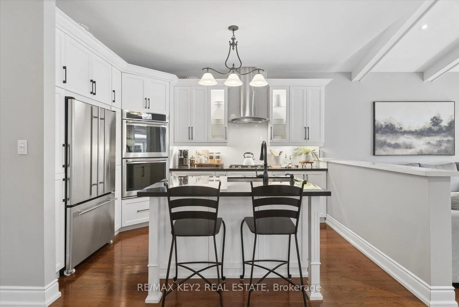 Photo 8 of 421 Pineview Lane, Pickering, Amberlea — HOMEH