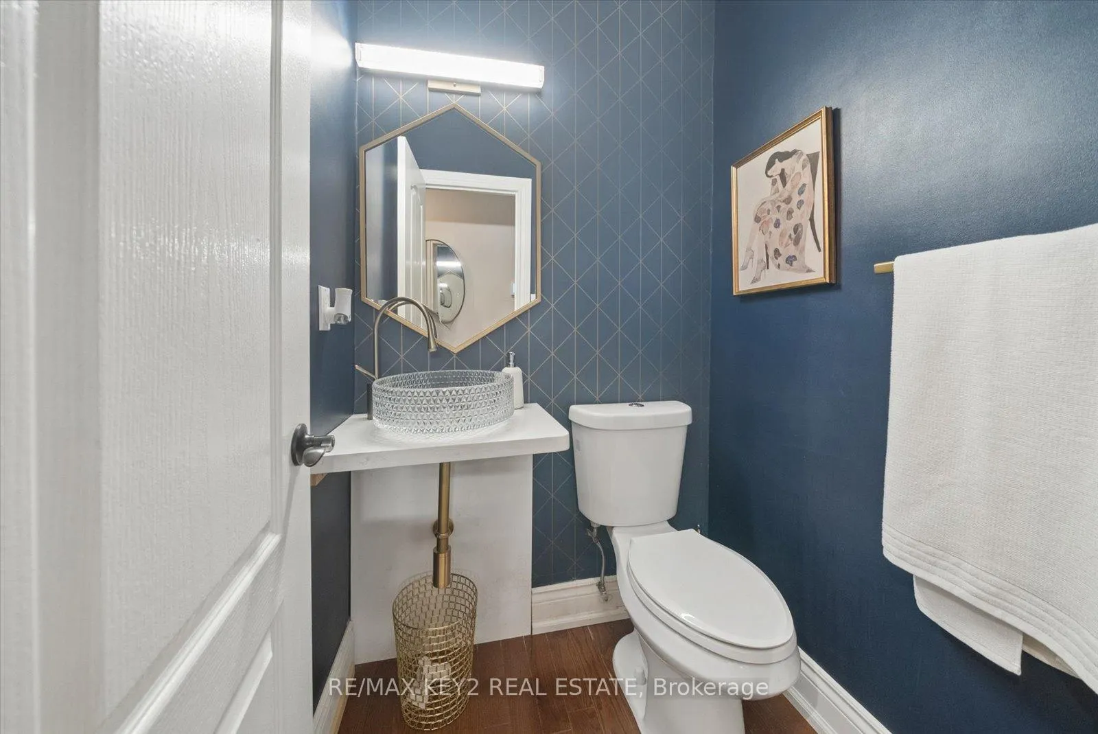 Photo 16 of 421 Pineview Lane, Pickering, Amberlea — HOMEH