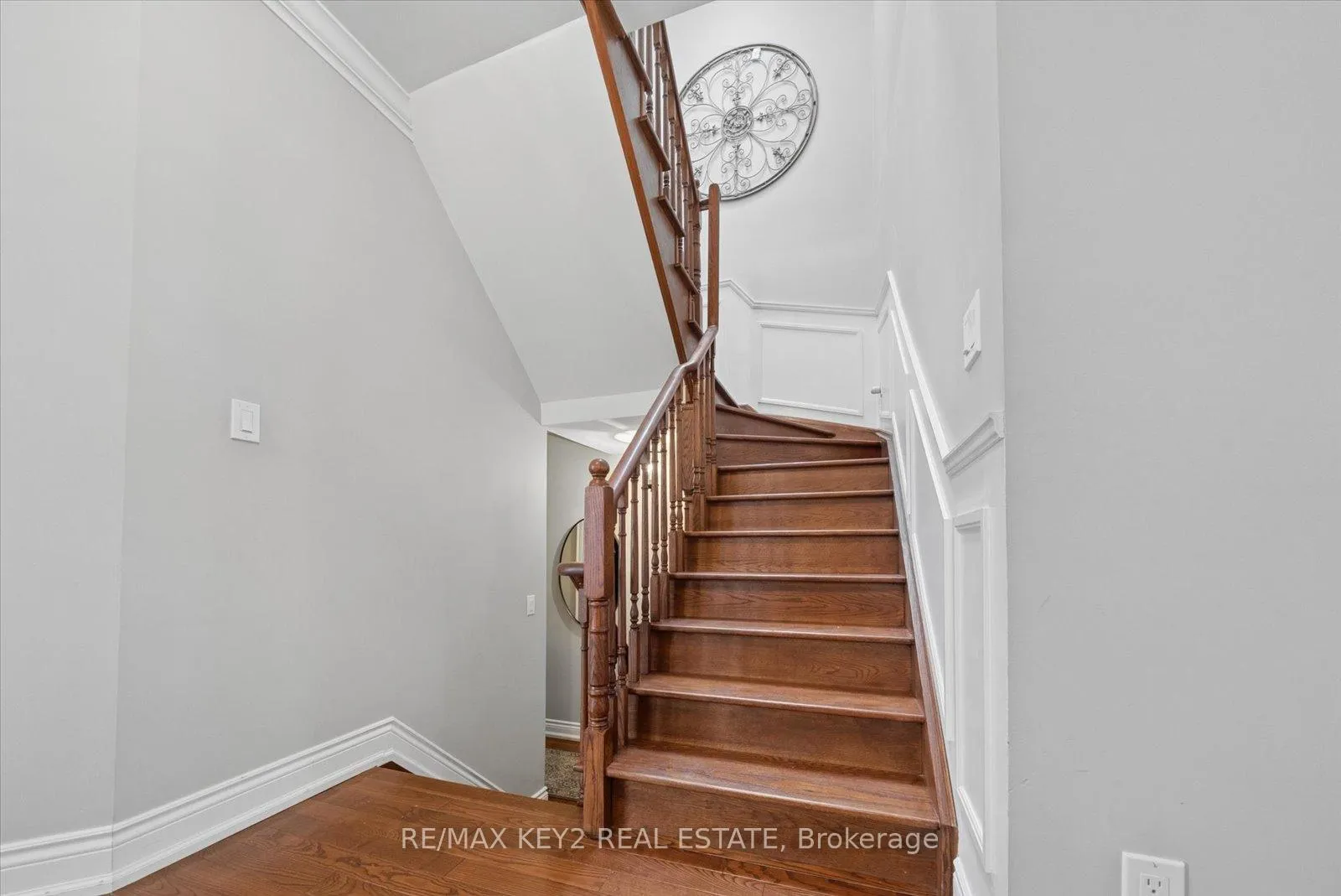 Photo 17 of 421 Pineview Lane, Pickering, Amberlea — HOMEH