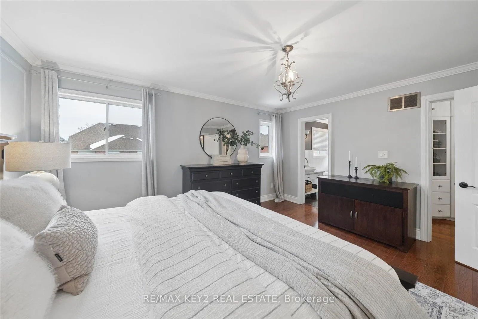 Photo 22 of 421 Pineview Lane, Pickering, Amberlea — HOMEH