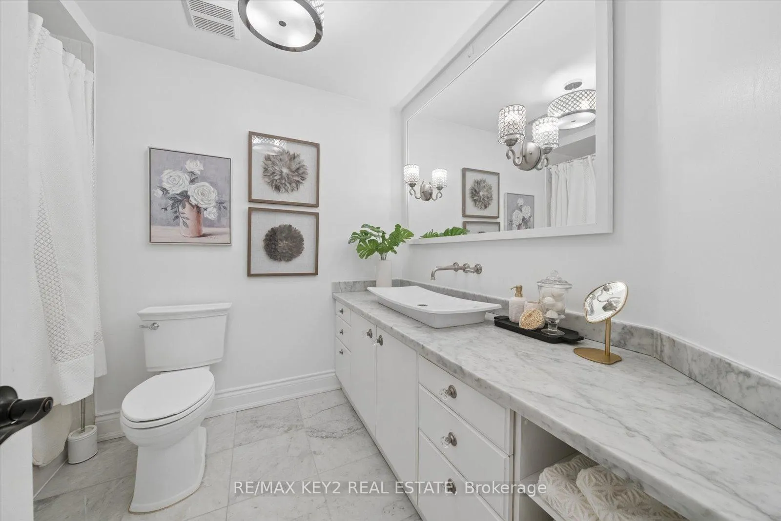 Photo 33 of 421 Pineview Lane, Pickering, Amberlea — HOMEH