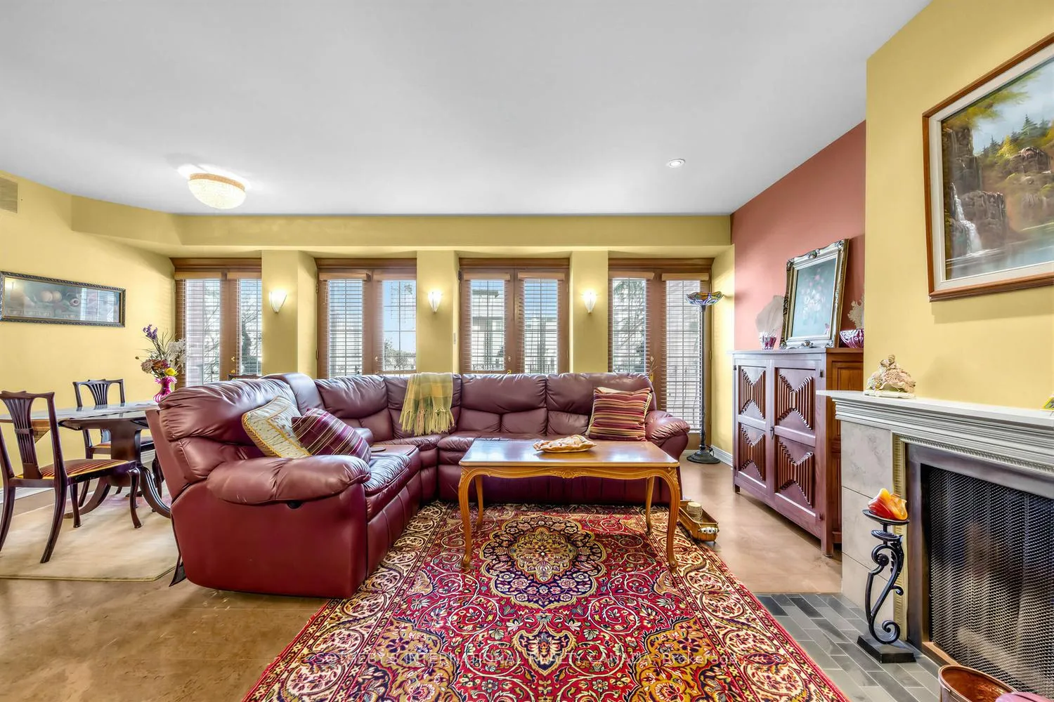 Photo 9 of Unit 202, 8 Hawthorn Avenue, Toronto, Rosedale-Moore Park — HOMEH
