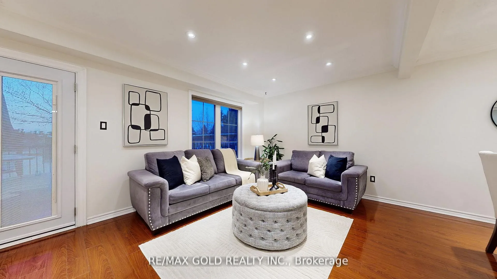 Photo 3 of 156 Royal Salisbury Way, Brampton, Madoc — HOMEH
