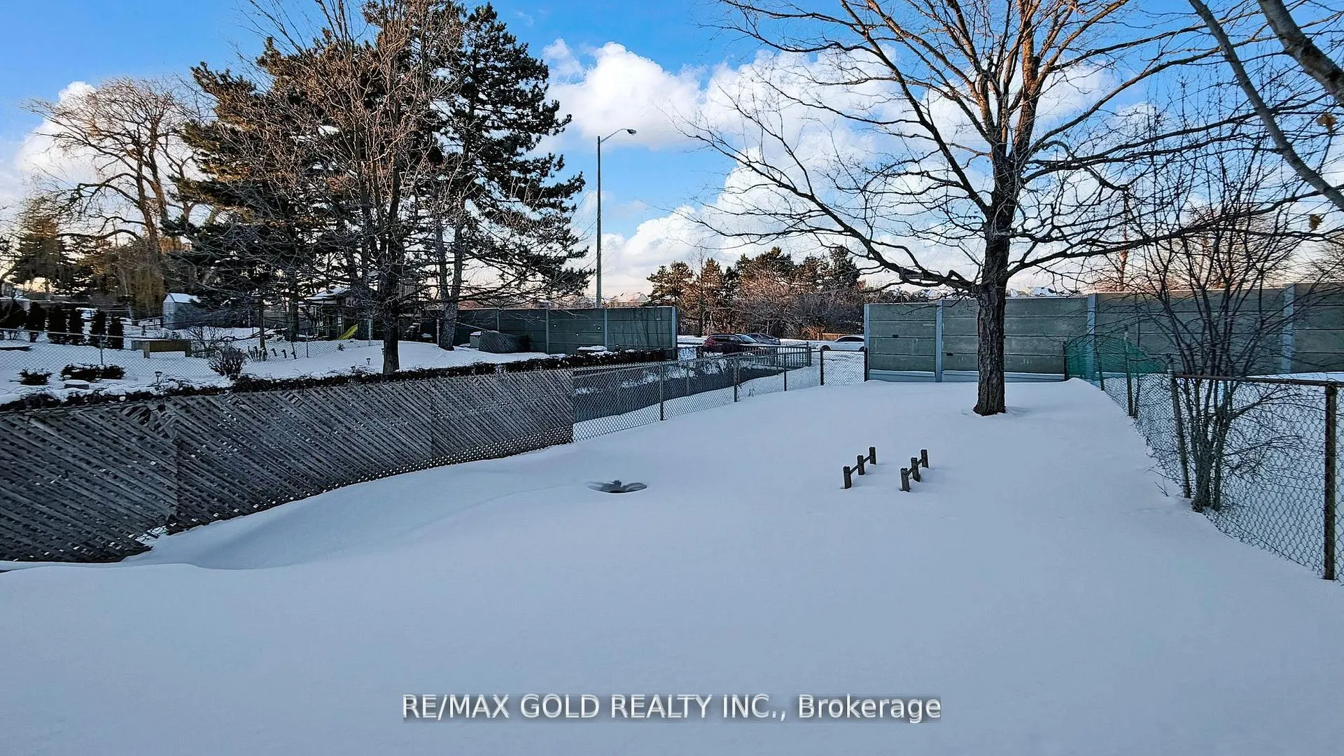 Photo 22 of 156 Royal Salisbury Way, Brampton, Madoc — HOMEH