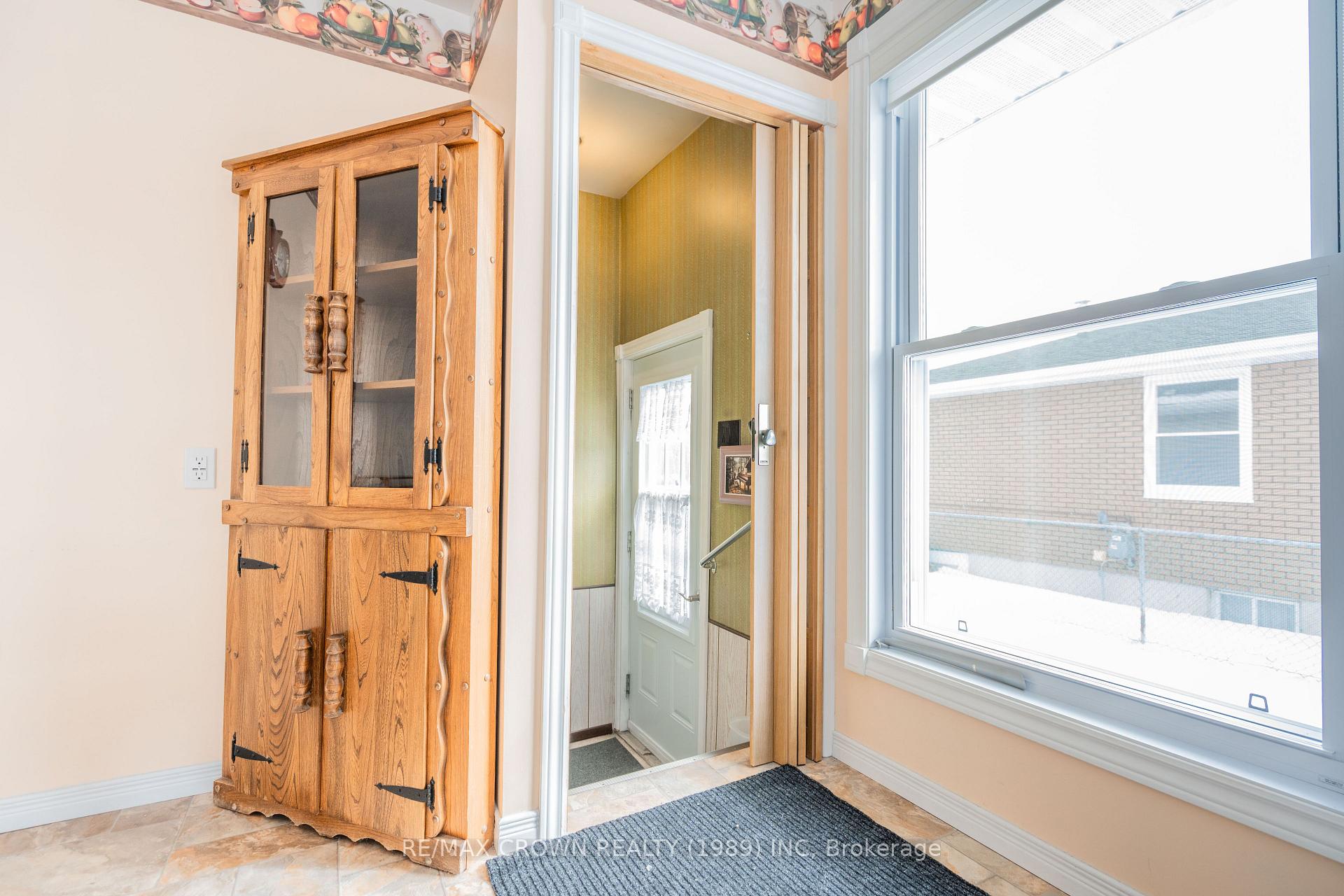 Photo 9 of 37 Wolfe Street, Kapuskasing — HOMEH