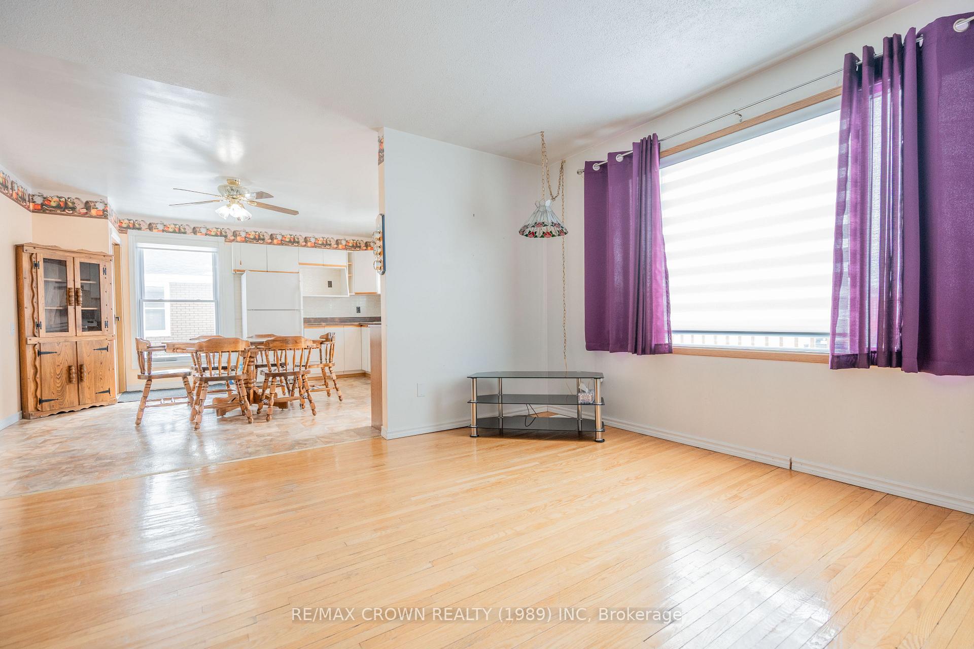 Photo 13 of 37 Wolfe Street, Kapuskasing — HOMEH