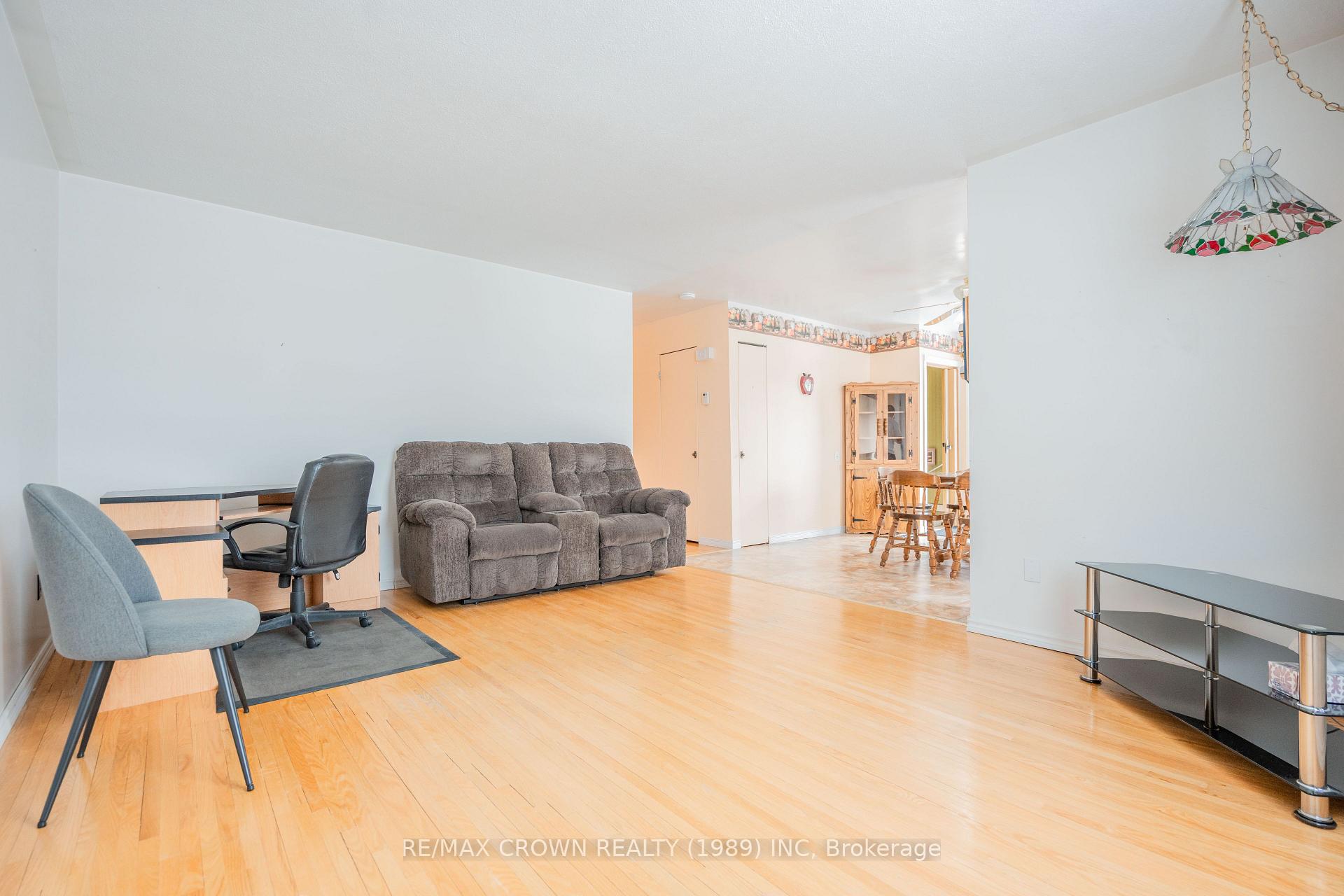 Photo 14 of 37 Wolfe Street, Kapuskasing — HOMEH