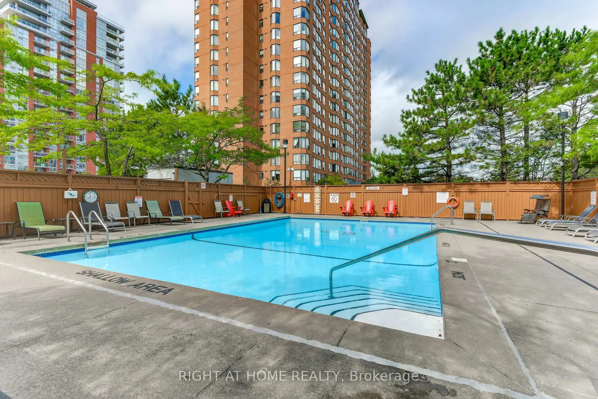 Photo 24 of Unit 1714, 1276 Maple Crossing Boulevard, Burlington, Brant — HOMEH