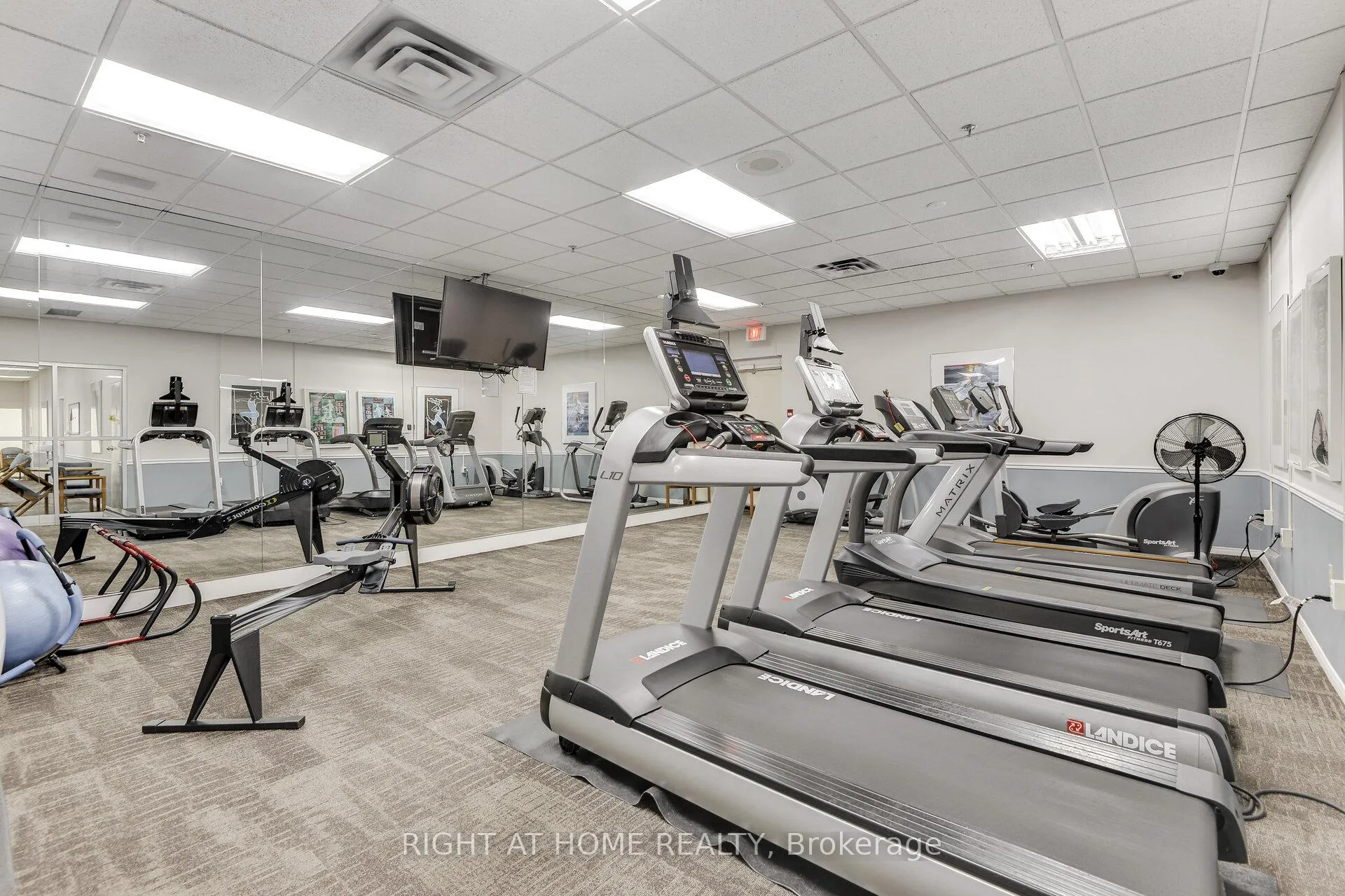 Photo 26 of Unit 1714, 1276 Maple Crossing Boulevard, Burlington, Brant — HOMEH