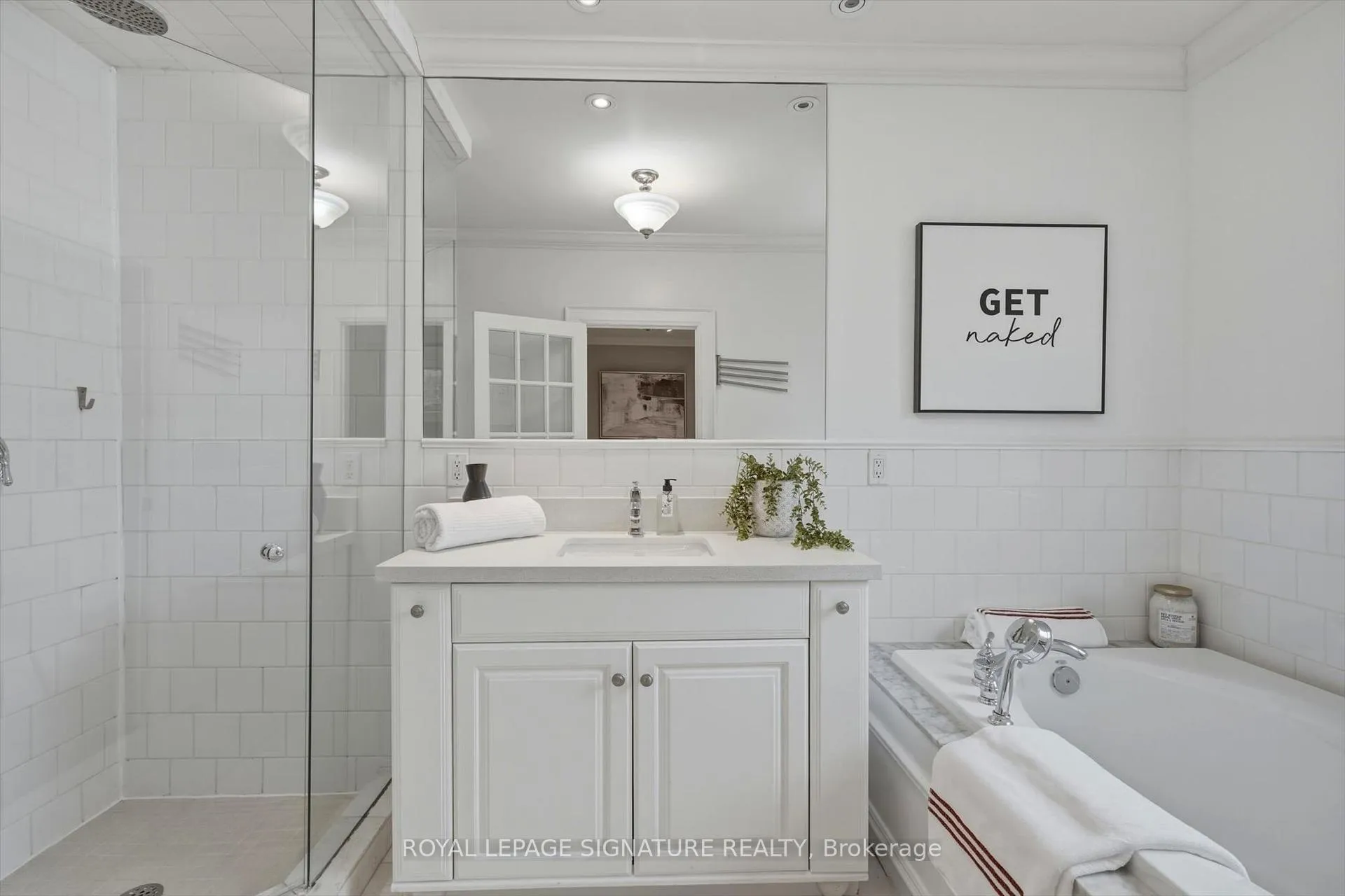 Photo 33 of 55 Atlas Avenue, Toronto, Humewood-Cedarvale — HOMEH