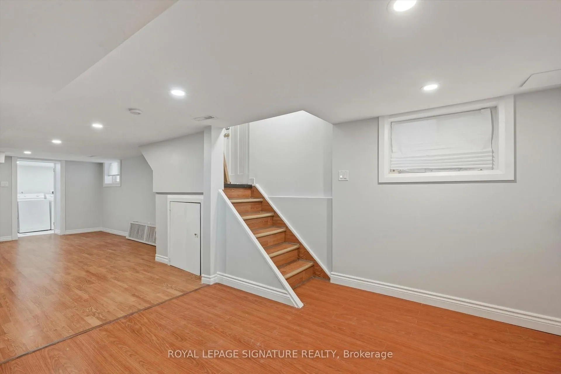 Photo 34 of 55 Atlas Avenue, Toronto, Humewood-Cedarvale — HOMEH
