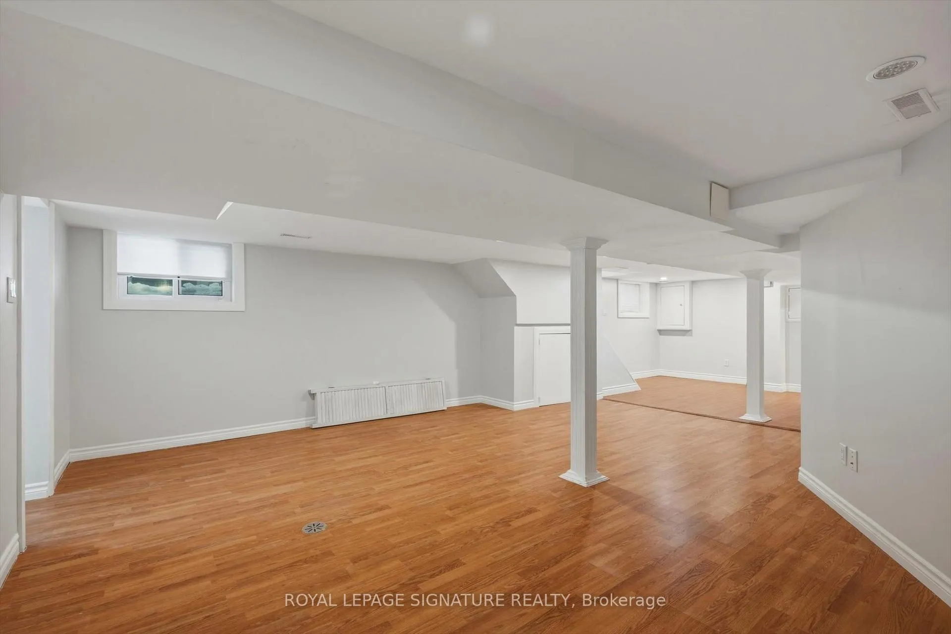 Photo 37 of 55 Atlas Avenue, Toronto, Humewood-Cedarvale — HOMEH