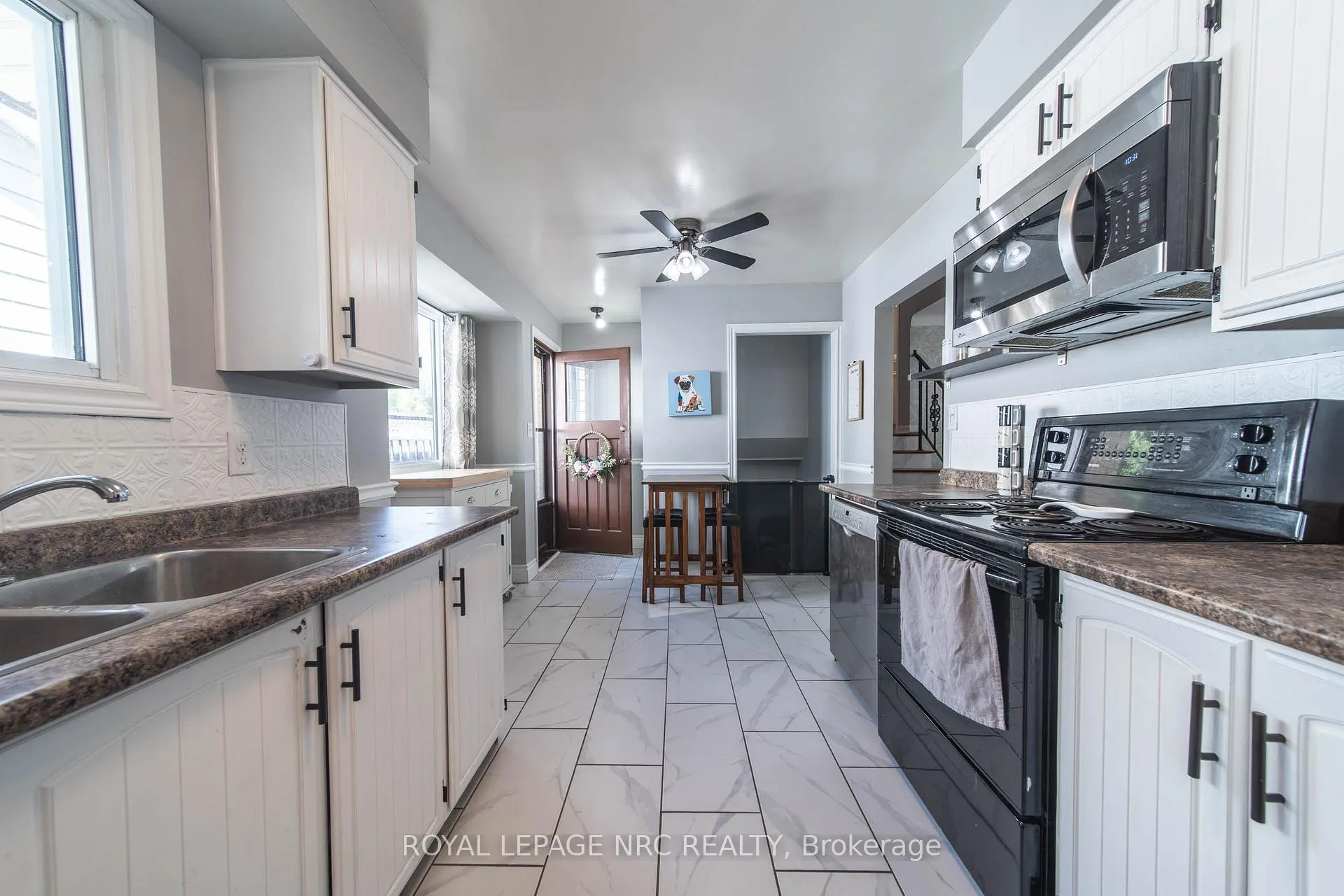 Photo 10 of 4228 York Drive, Niagara Falls, Morrison — HOMEH