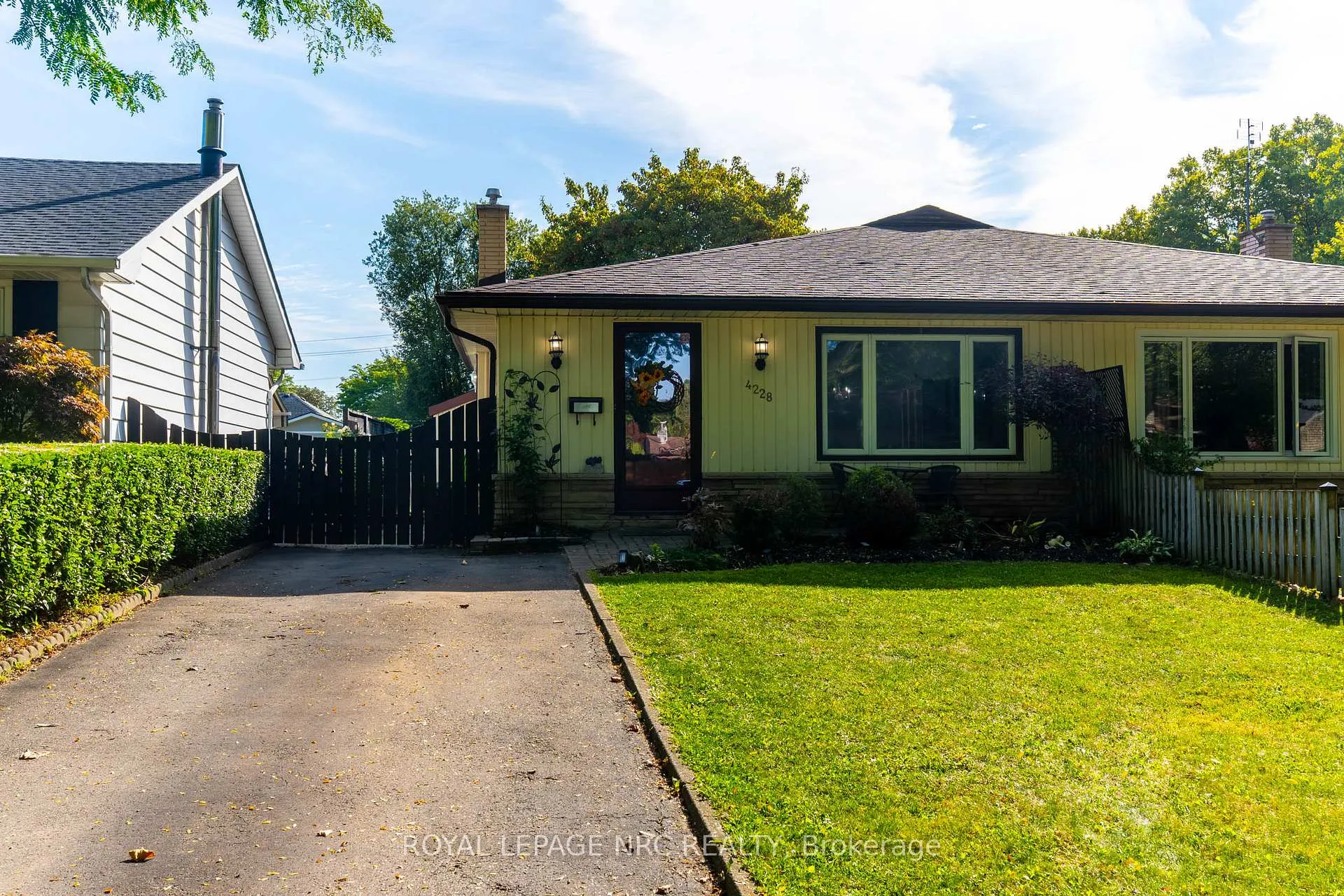 Photo 30 of 4228 York Drive, Niagara Falls, Morrison — HOMEH