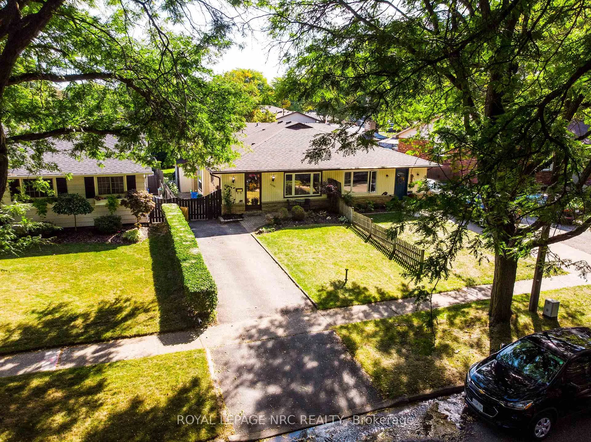 Photo 32 of 4228 York Drive, Niagara Falls, Morrison — HOMEH