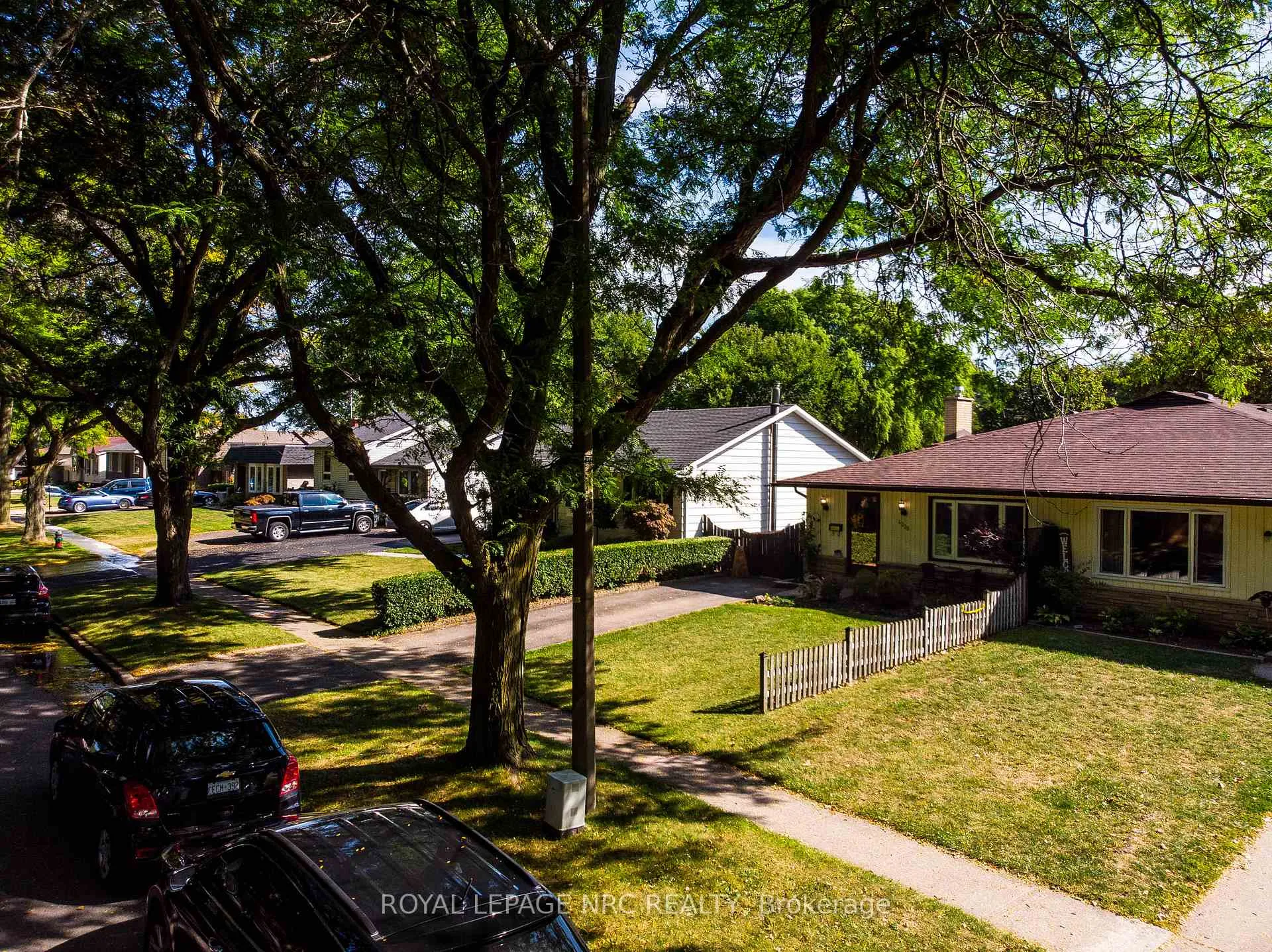 Photo 34 of 4228 York Drive, Niagara Falls, Morrison — HOMEH