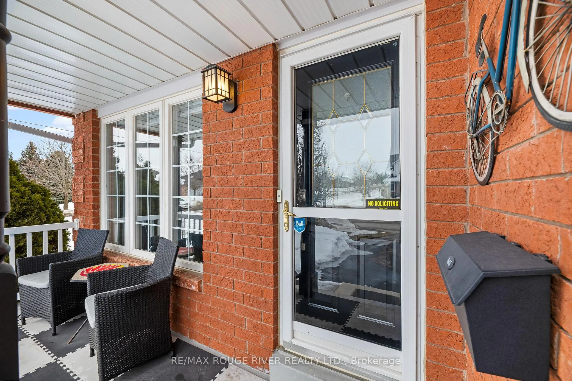 Photo 5 of 1410 Lillico Crescent, Peterborough, Monaghan Ward 2 — HOMEH