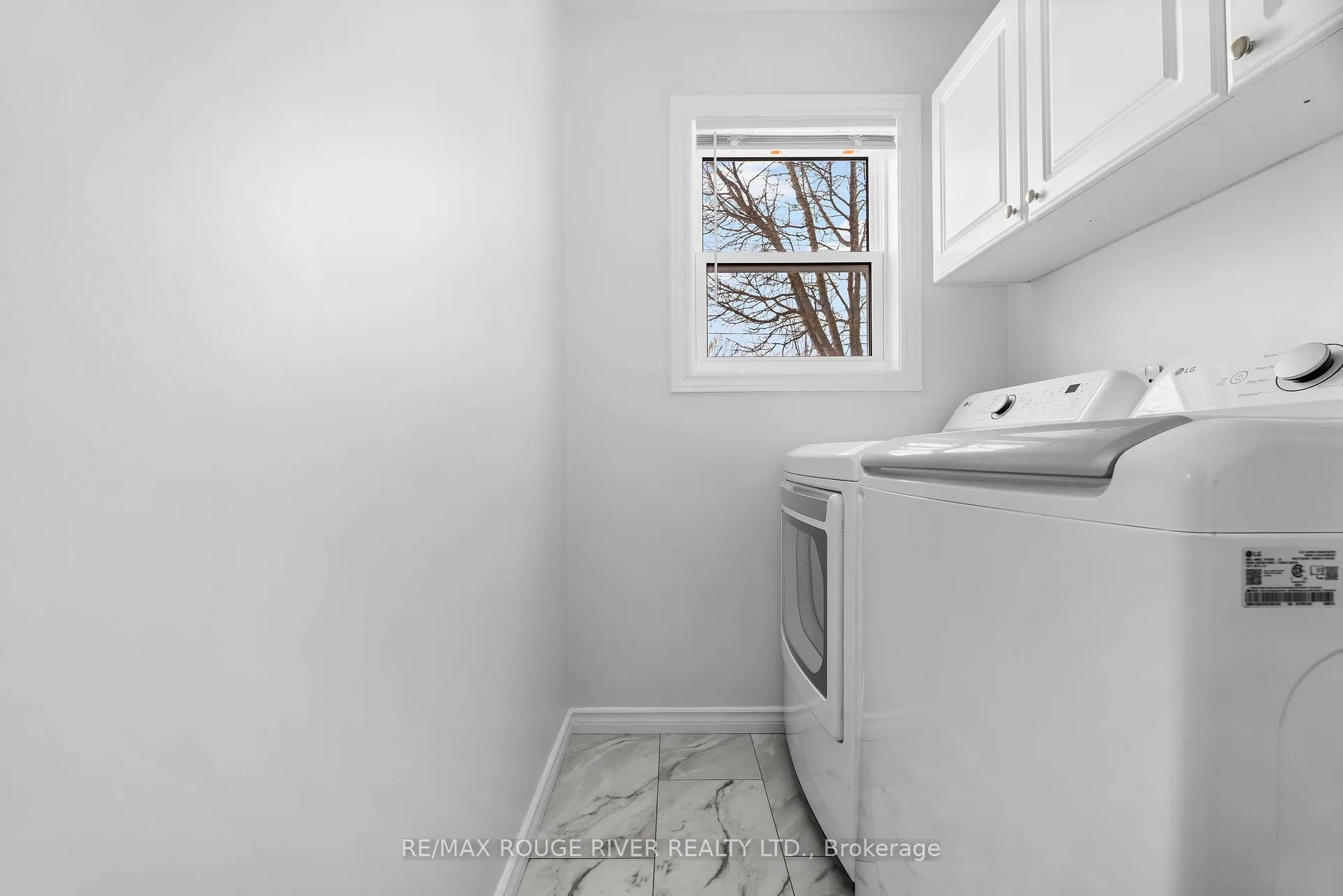 Photo 13 of 1410 Lillico Crescent, Peterborough, Monaghan Ward 2 — HOMEH