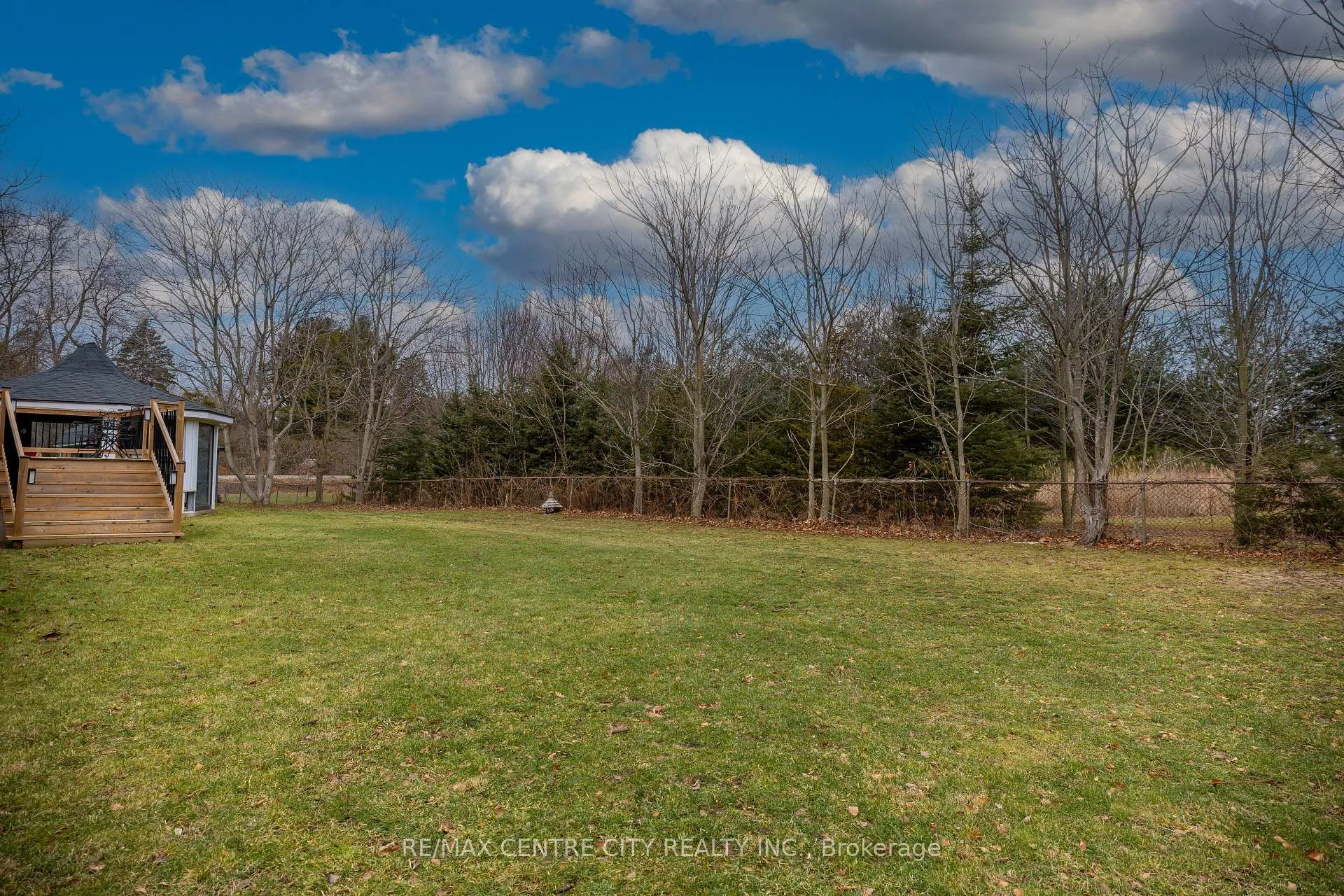 Photo 10 of 42420 John Wise Line, Central Elgin, Rural Central Elgin — HOMEH