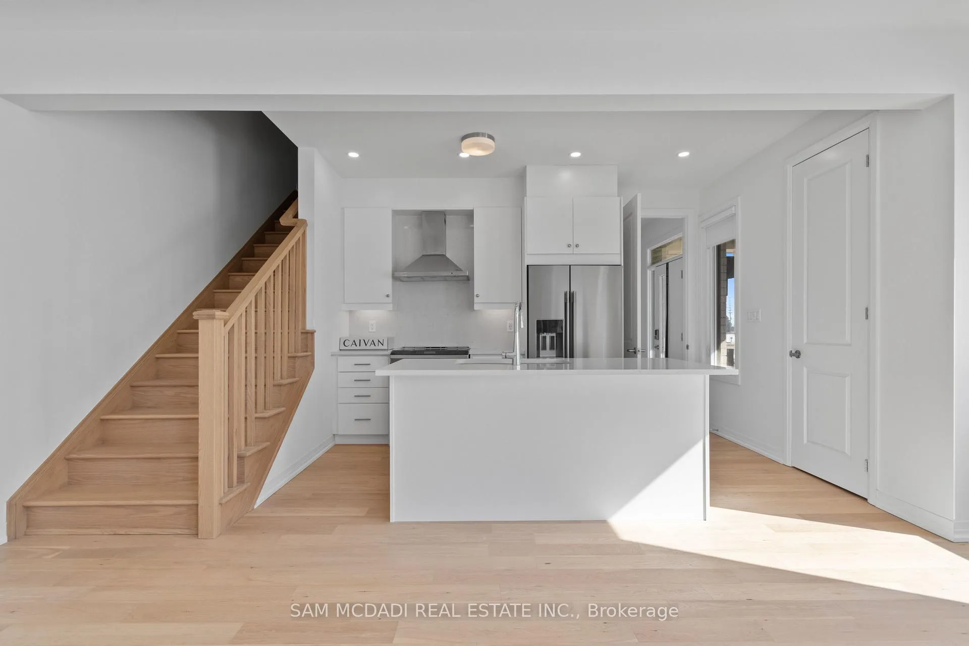 Photo 6 of Unit Upper, 4 Timber Falls Drive, Brampton, Northwest Brampton — HOMEH