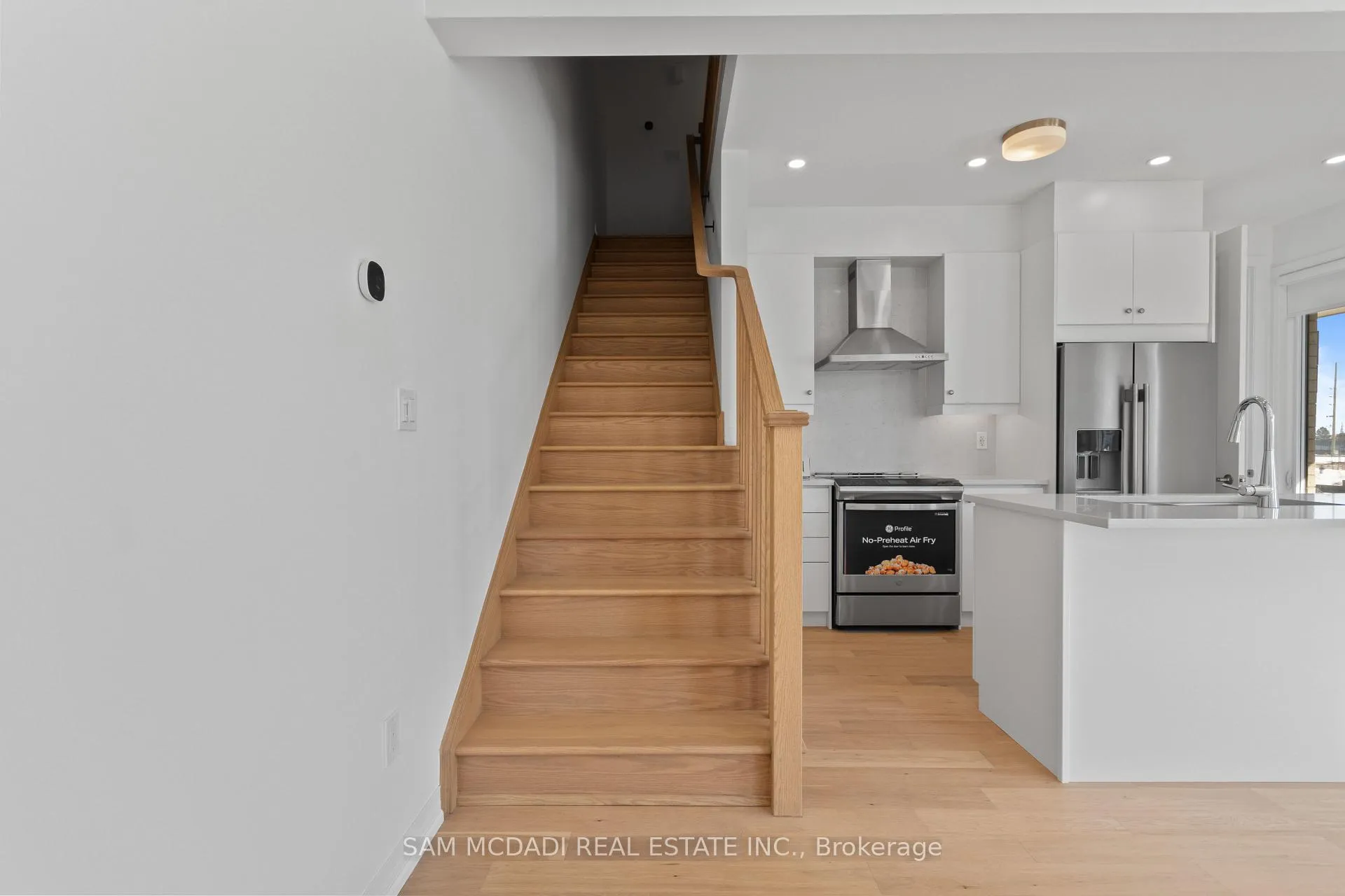 Photo 9 of Unit Upper, 4 Timber Falls Drive, Brampton, Northwest Brampton — HOMEH