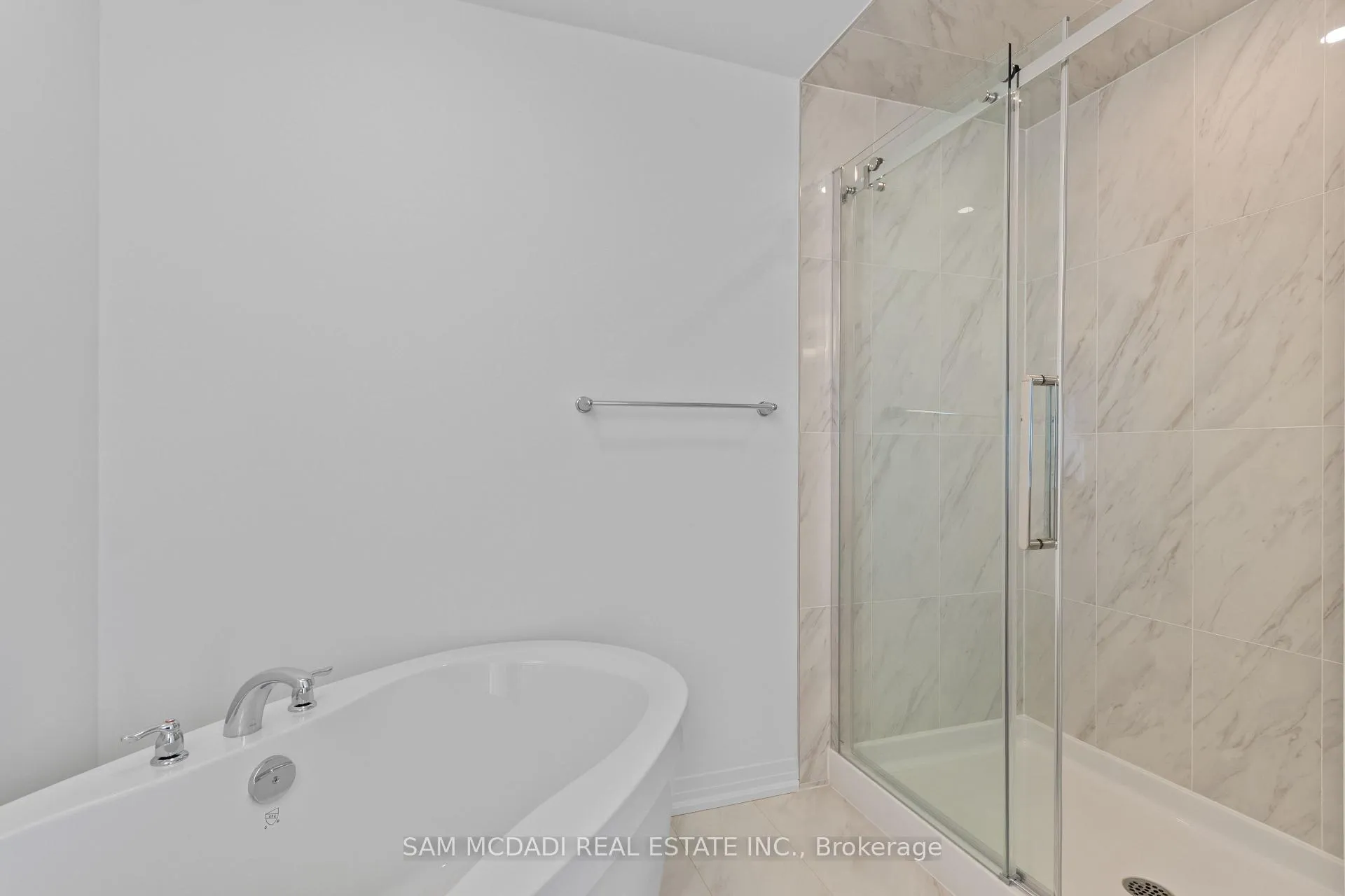 Photo 24 of Unit Upper, 4 Timber Falls Drive, Brampton, Northwest Brampton — HOMEH