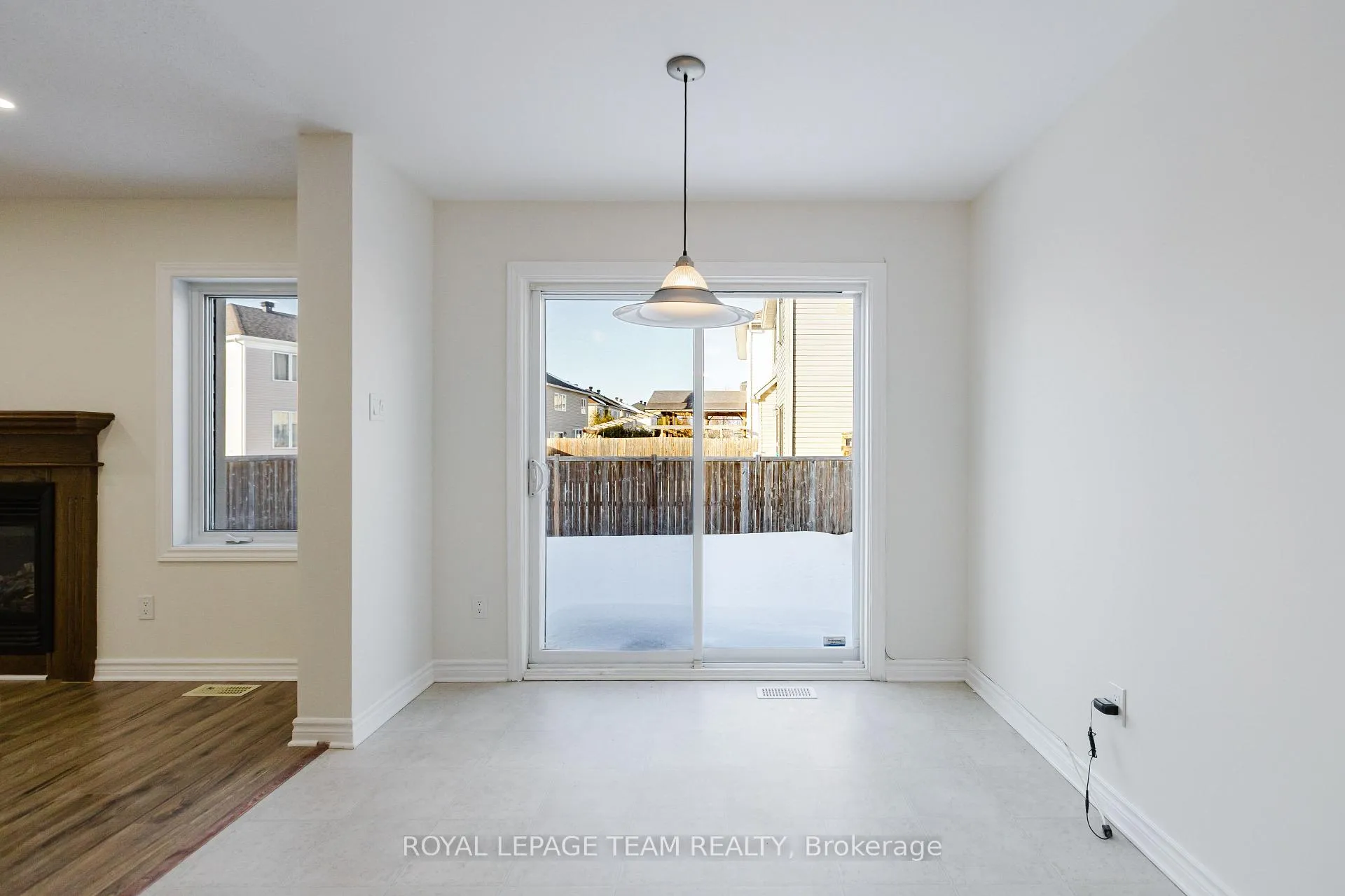 Photo 12 of 637 Clearbrook Drive, Ottawa, Barrhaven - Strandherd — HOMEH