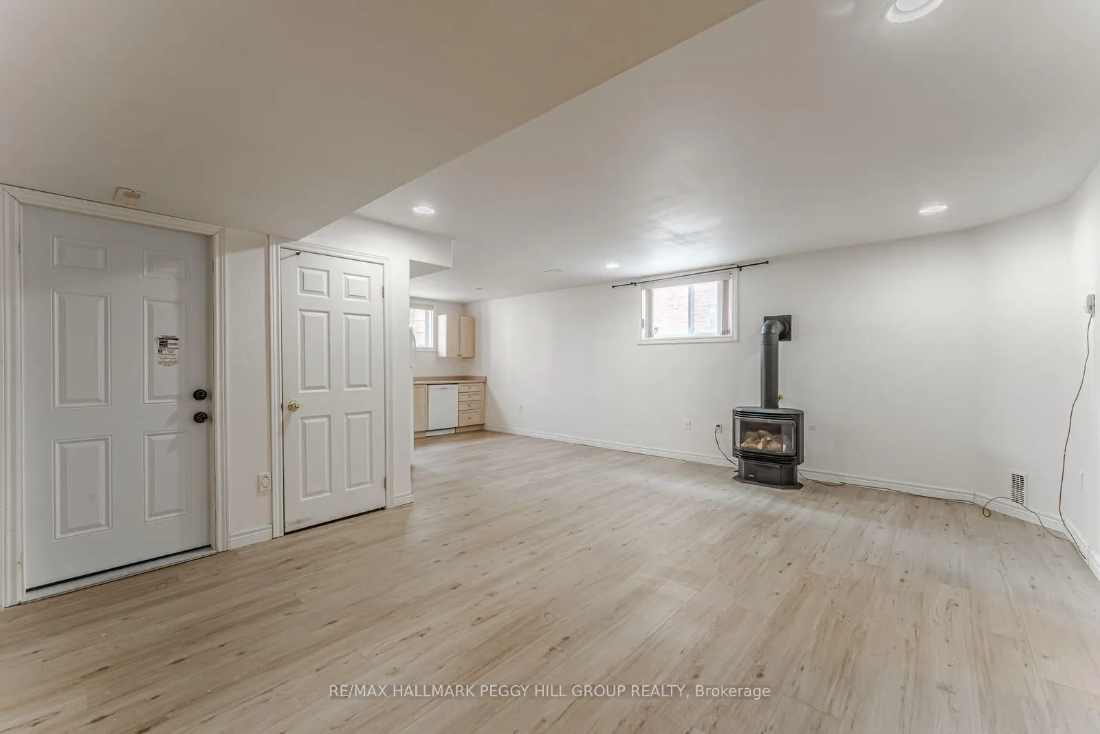 Photo 2 of Unit Lower, 12 Quinlan Road, Barrie, Georgian Drive — HOMEH