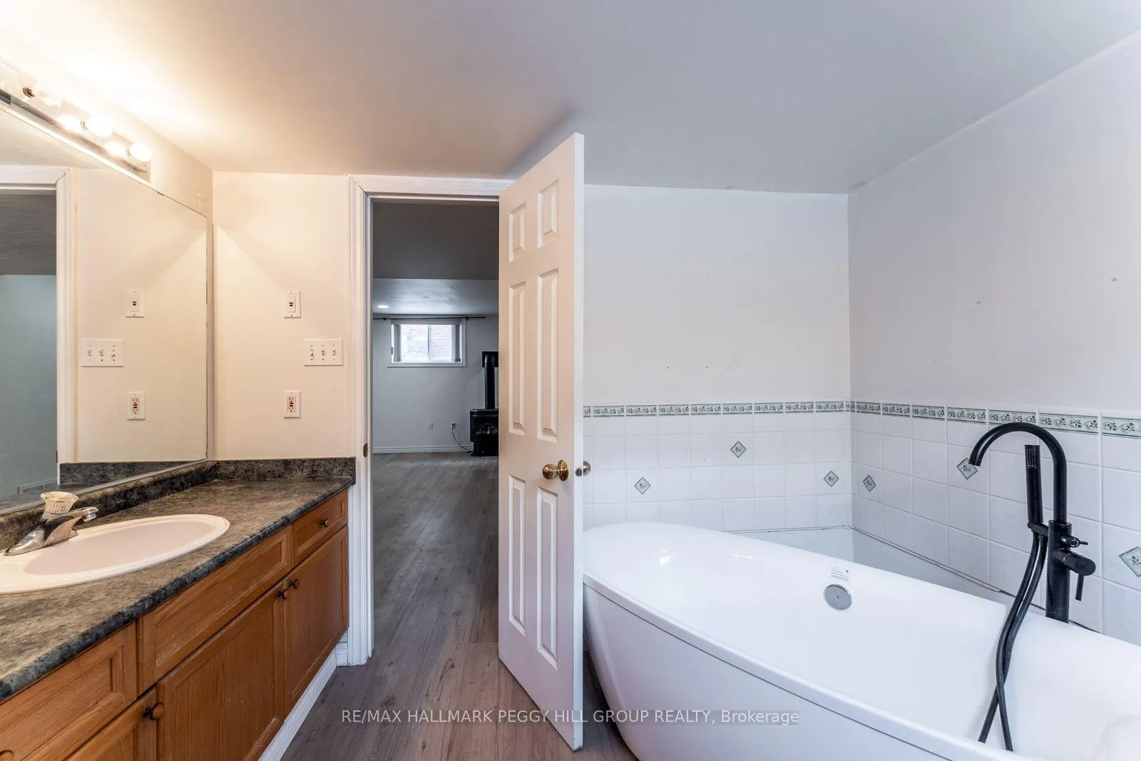 Photo 7 of Unit Lower, 12 Quinlan Road, Barrie, Georgian Drive — HOMEH