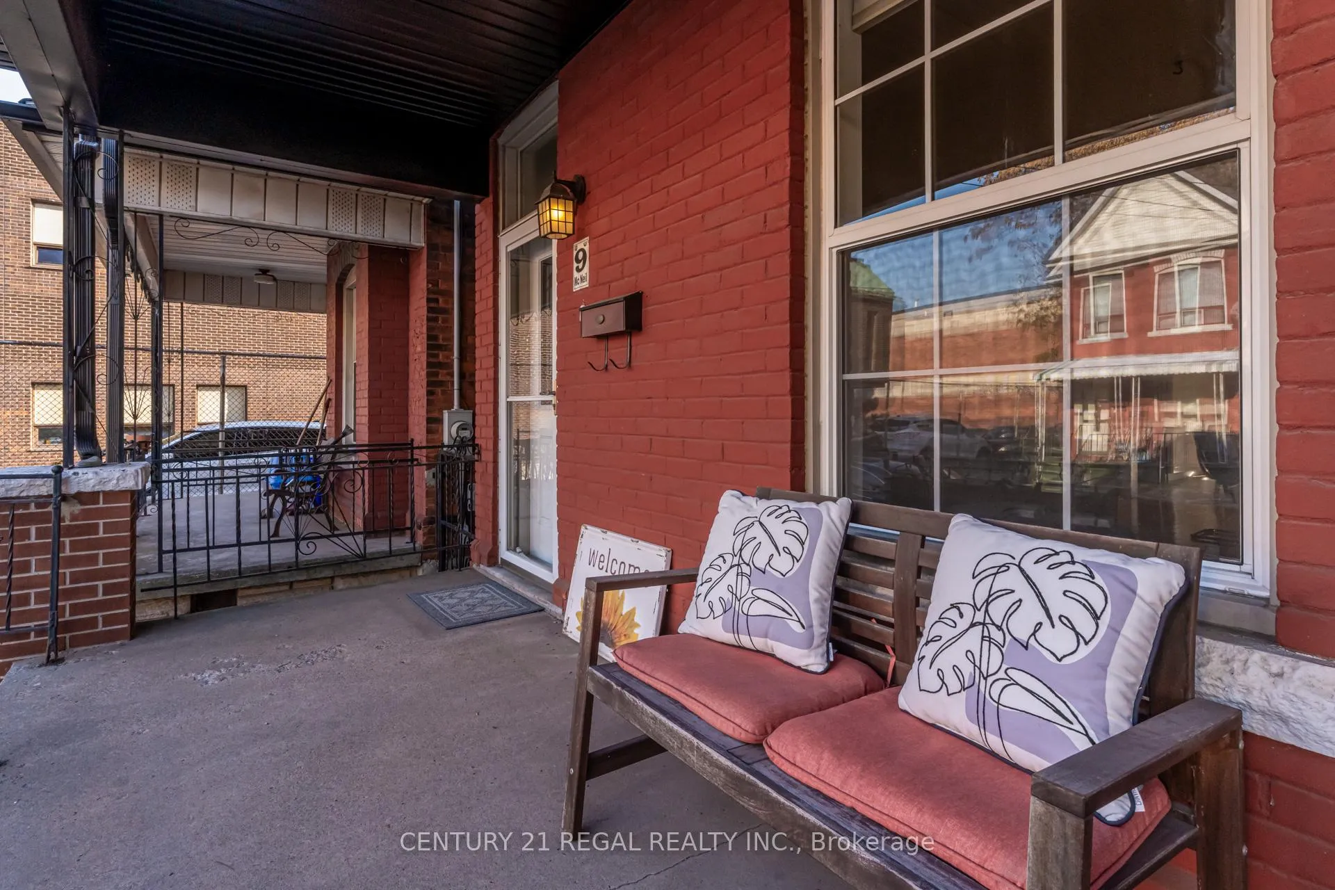 Photo 6 of 9 Mcneil Street, Hamilton, Central — HOMEH
