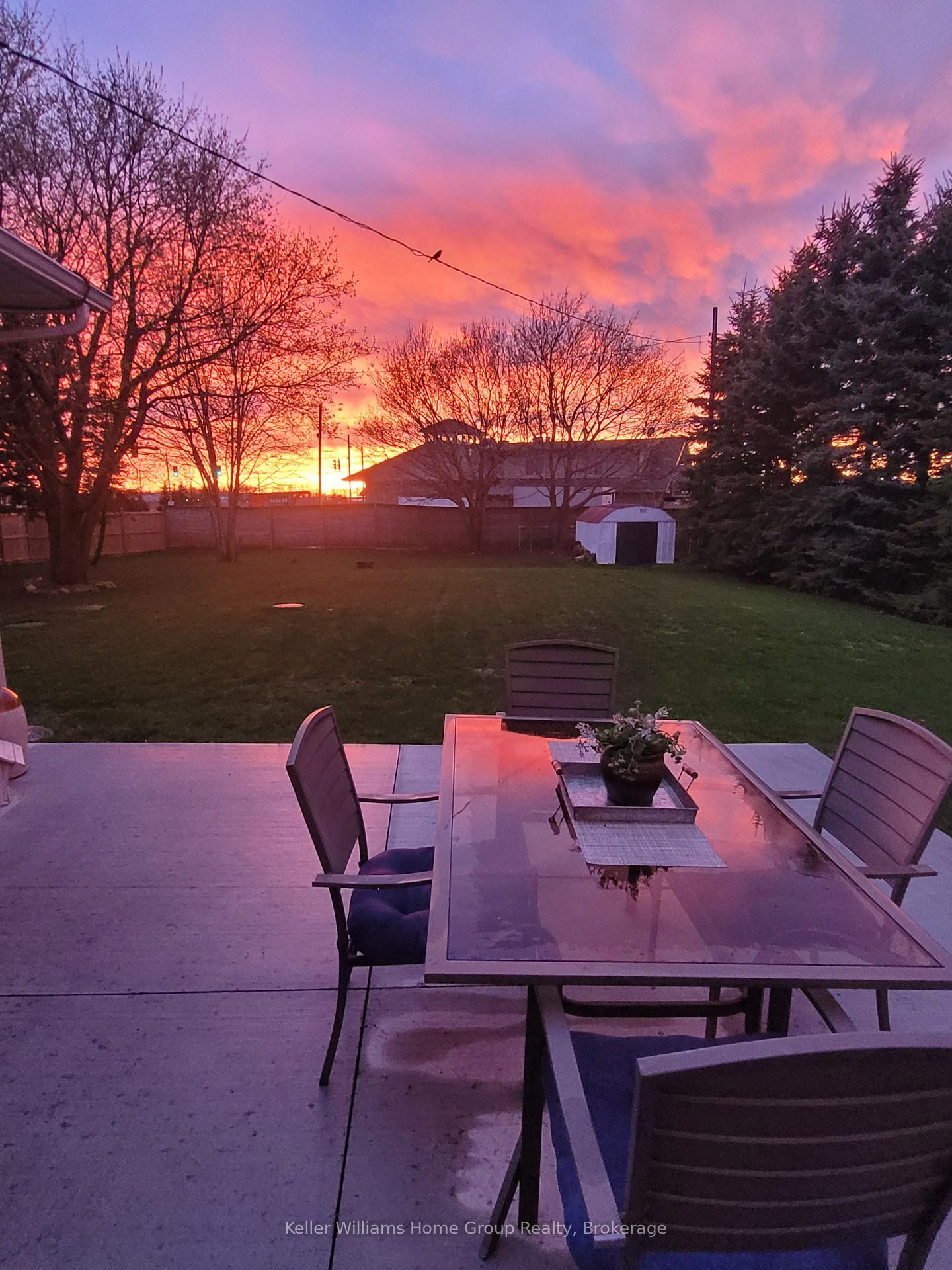 Photo 38 of 7637 Wellington 7 Road, Mapleton, Rural Mapleton — HOMEH