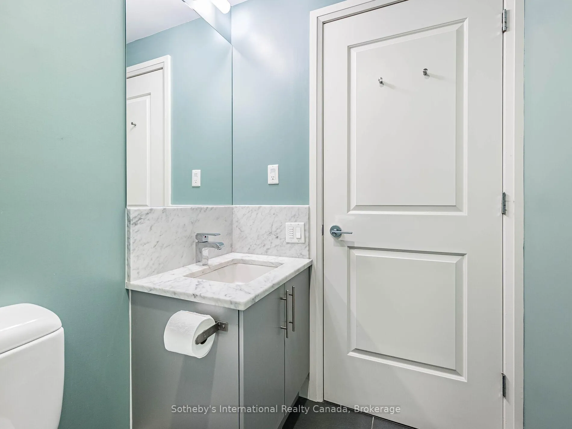 Photo 23 of Unit 407, 83 Redpath Avenue, Toronto, Mount Pleasant West — HOMEH