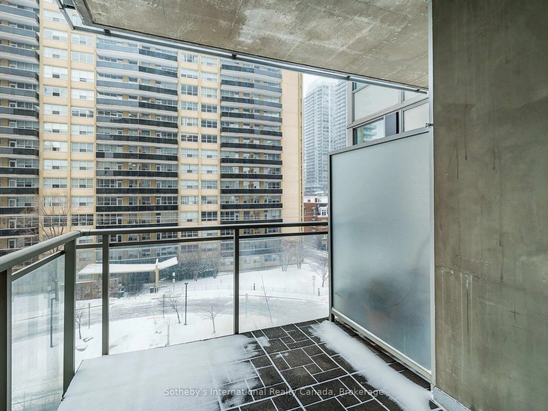 Photo 24 of Unit 407, 83 Redpath Avenue, Toronto, Mount Pleasant West — HOMEH