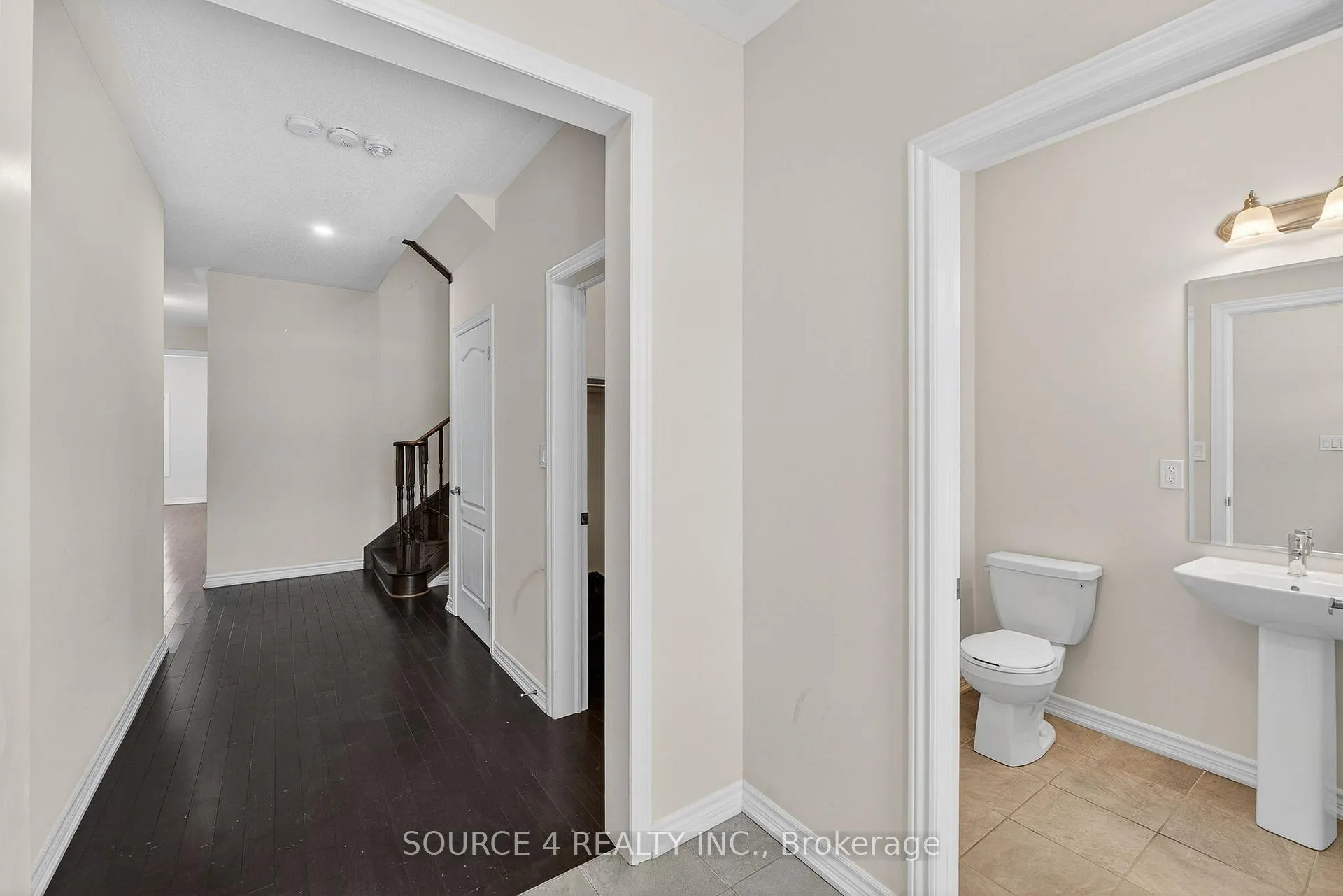 Photo 3 of 355 Danny Wheeler Boulevard, Georgina, Keswick North — HOMEH