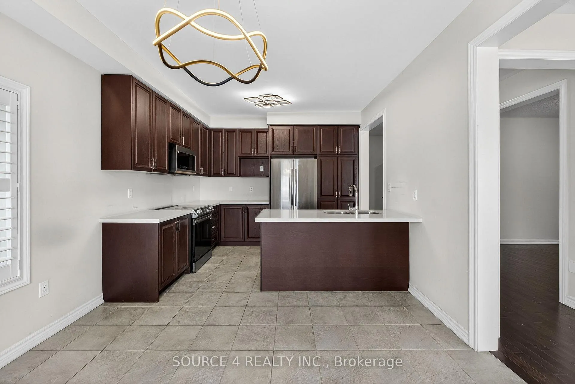 Photo 13 of 355 Danny Wheeler Boulevard, Georgina, Keswick North — HOMEH
