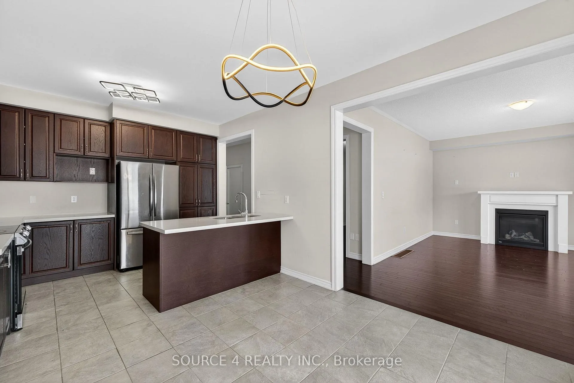 Photo 14 of 355 Danny Wheeler Boulevard, Georgina, Keswick North — HOMEH